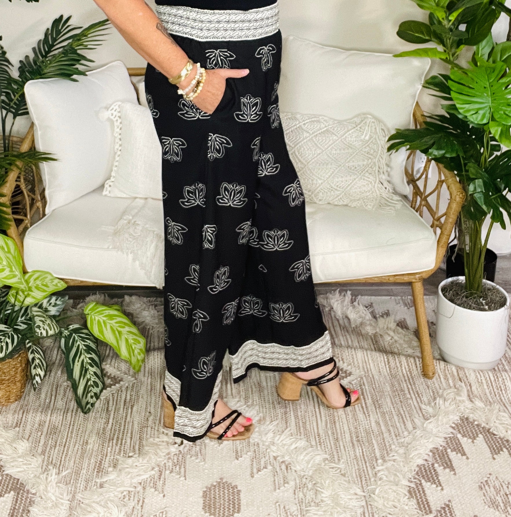 Lotus Lane Pants - P150BK
