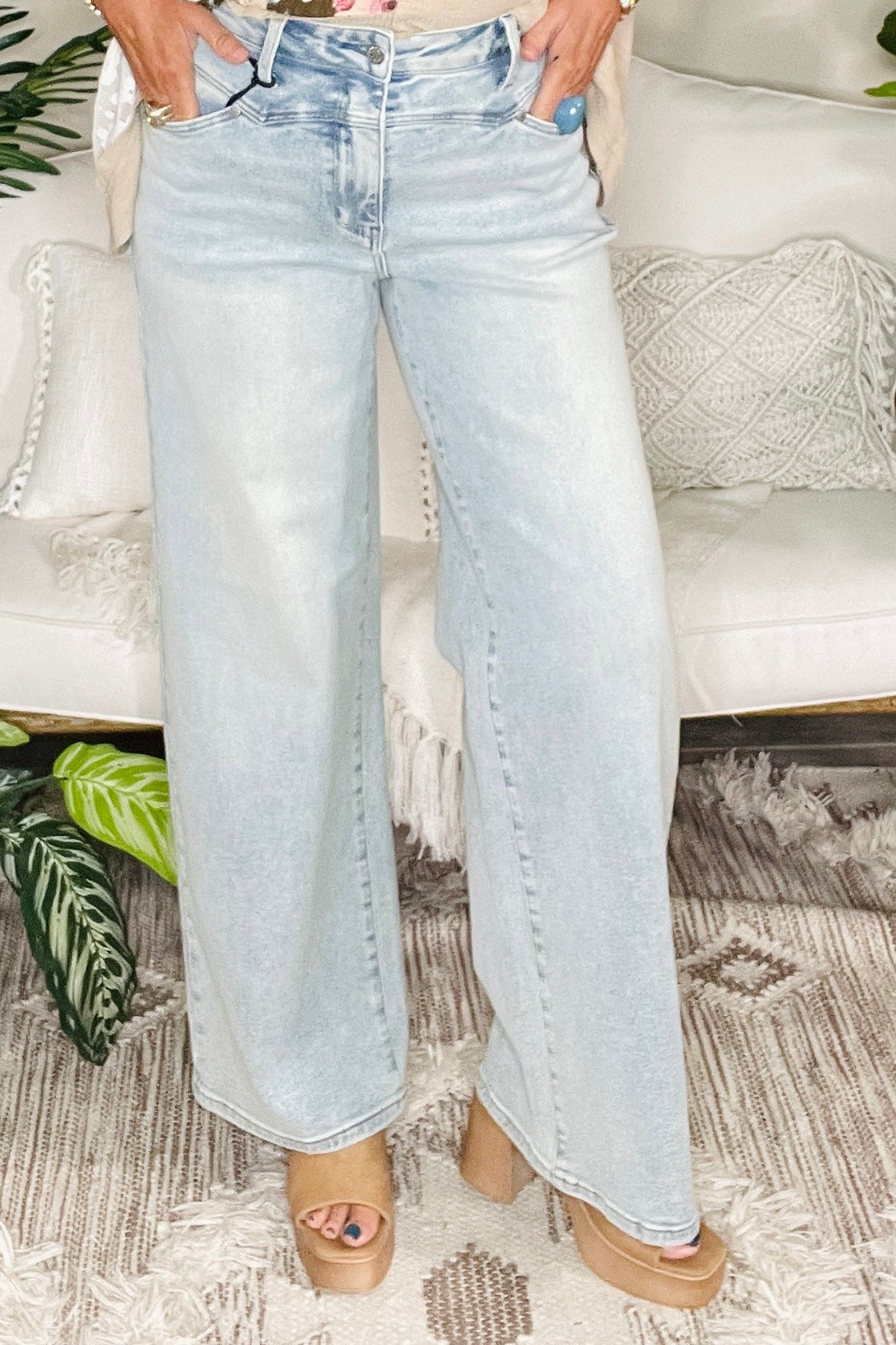 Faye High Waist Column Straight Jeans