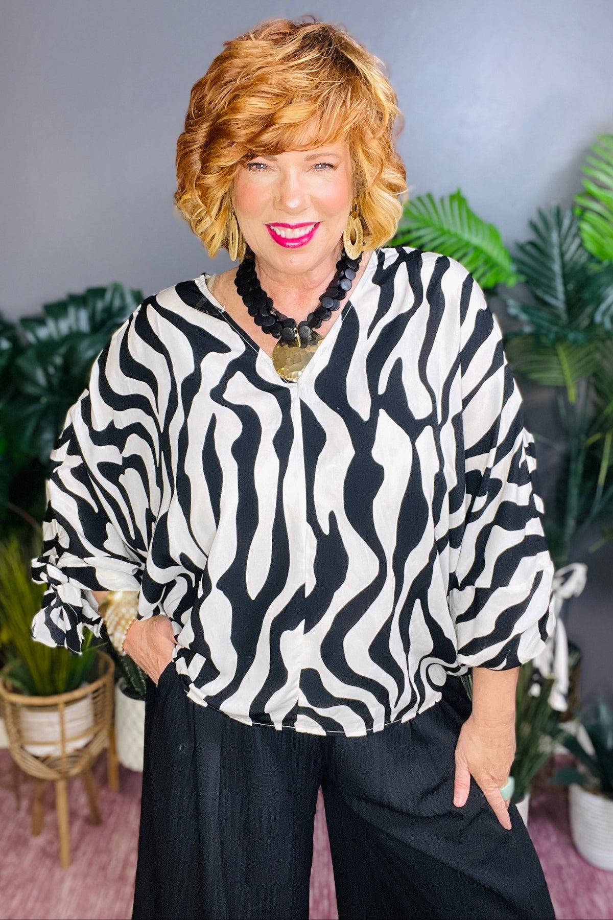 Feeling Posh Black White Top - S546BW