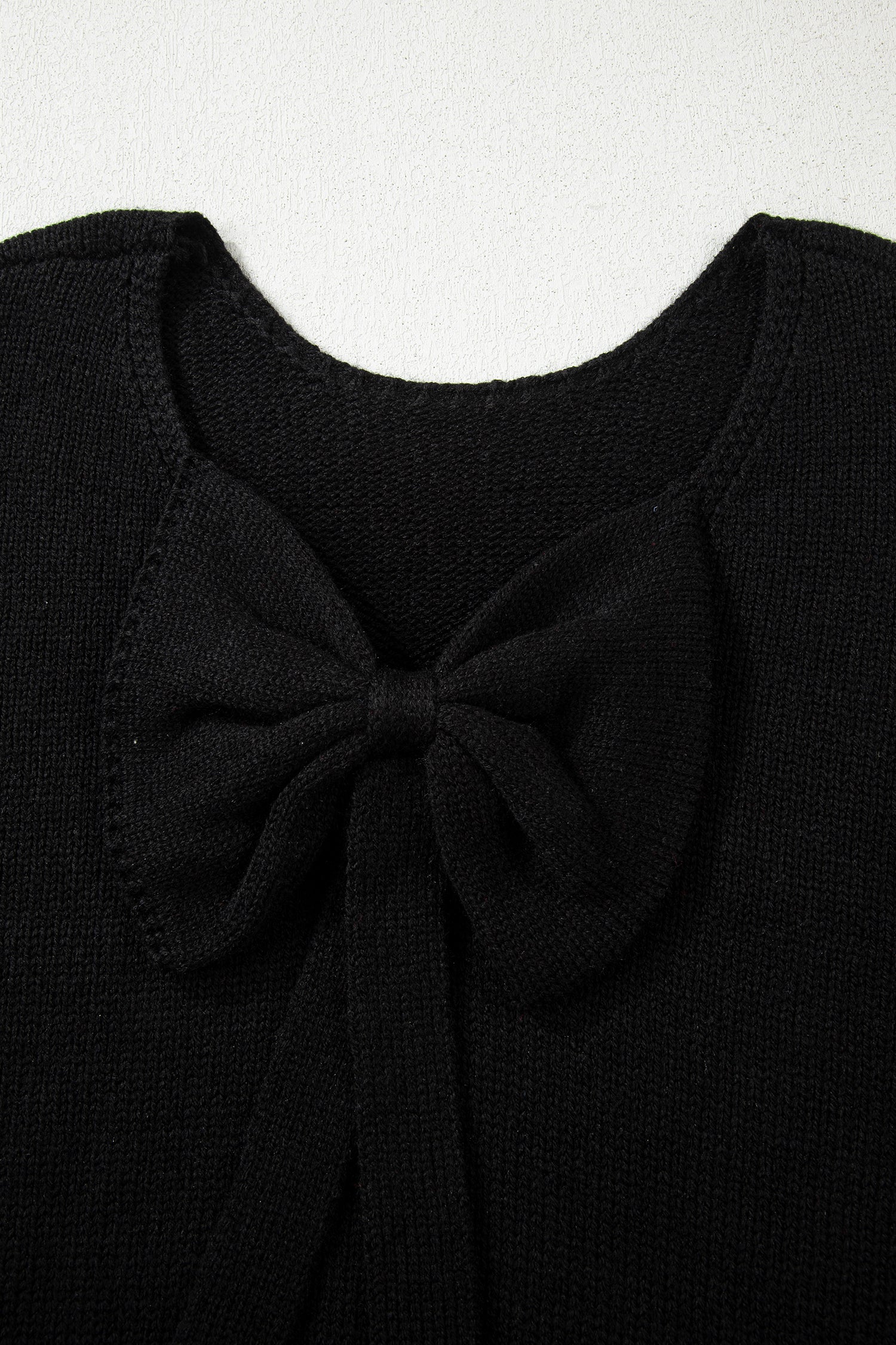 Bow Bella - Black Bow Backless Bubble Sleeve Sweater