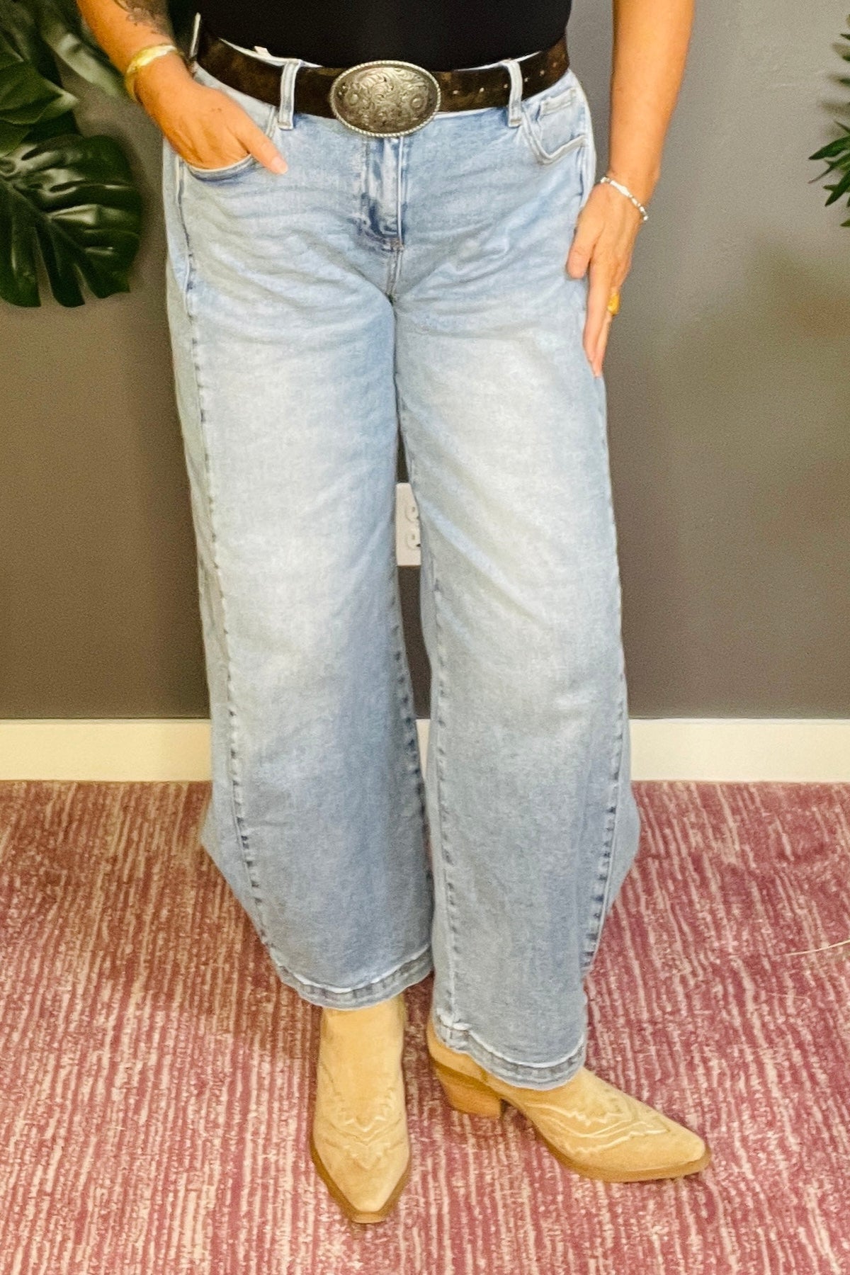Emerson Mid Rise Wide Barrel Transferable Leg Snap Jeans