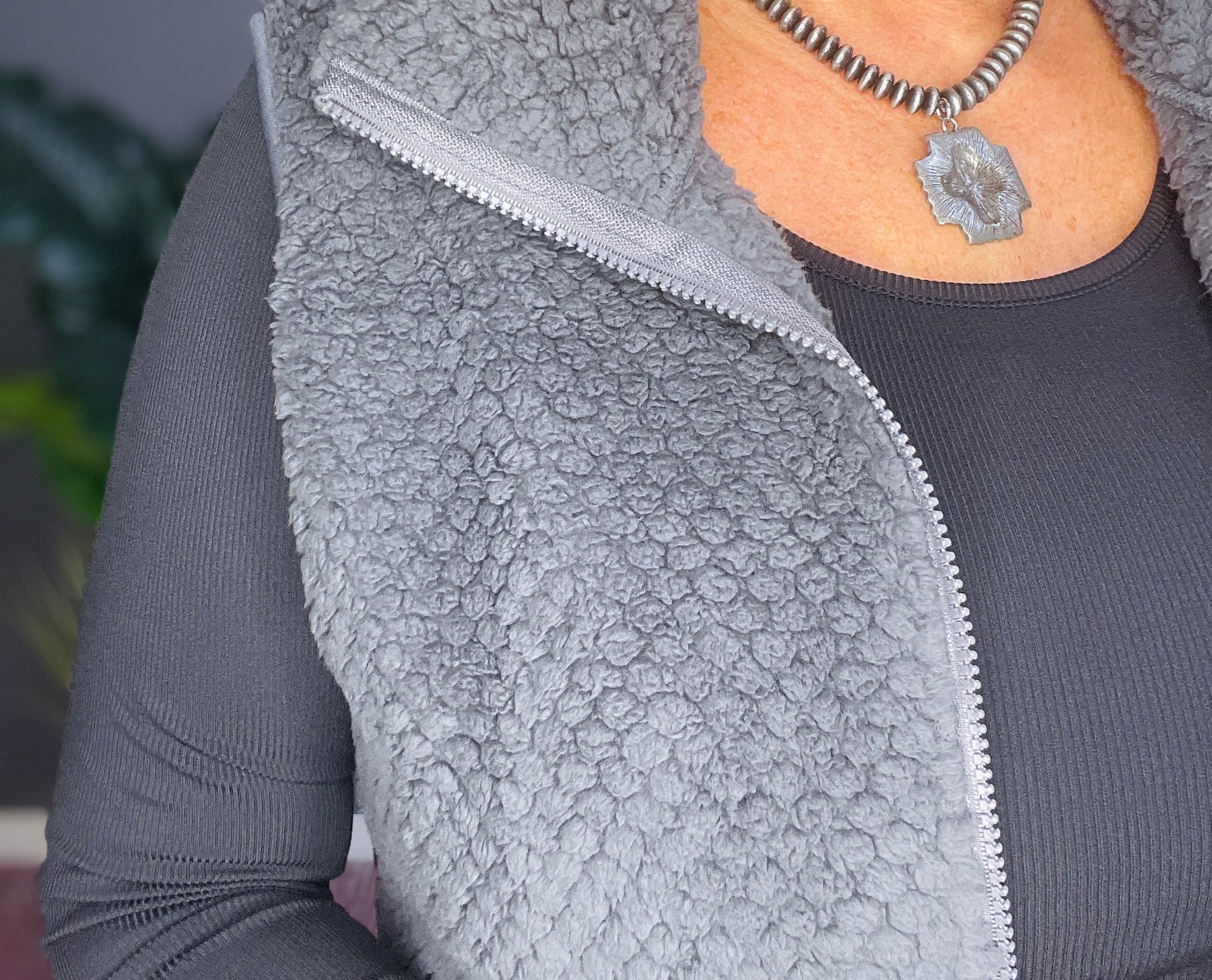 Keep It Cozy Vest (3 Colors)