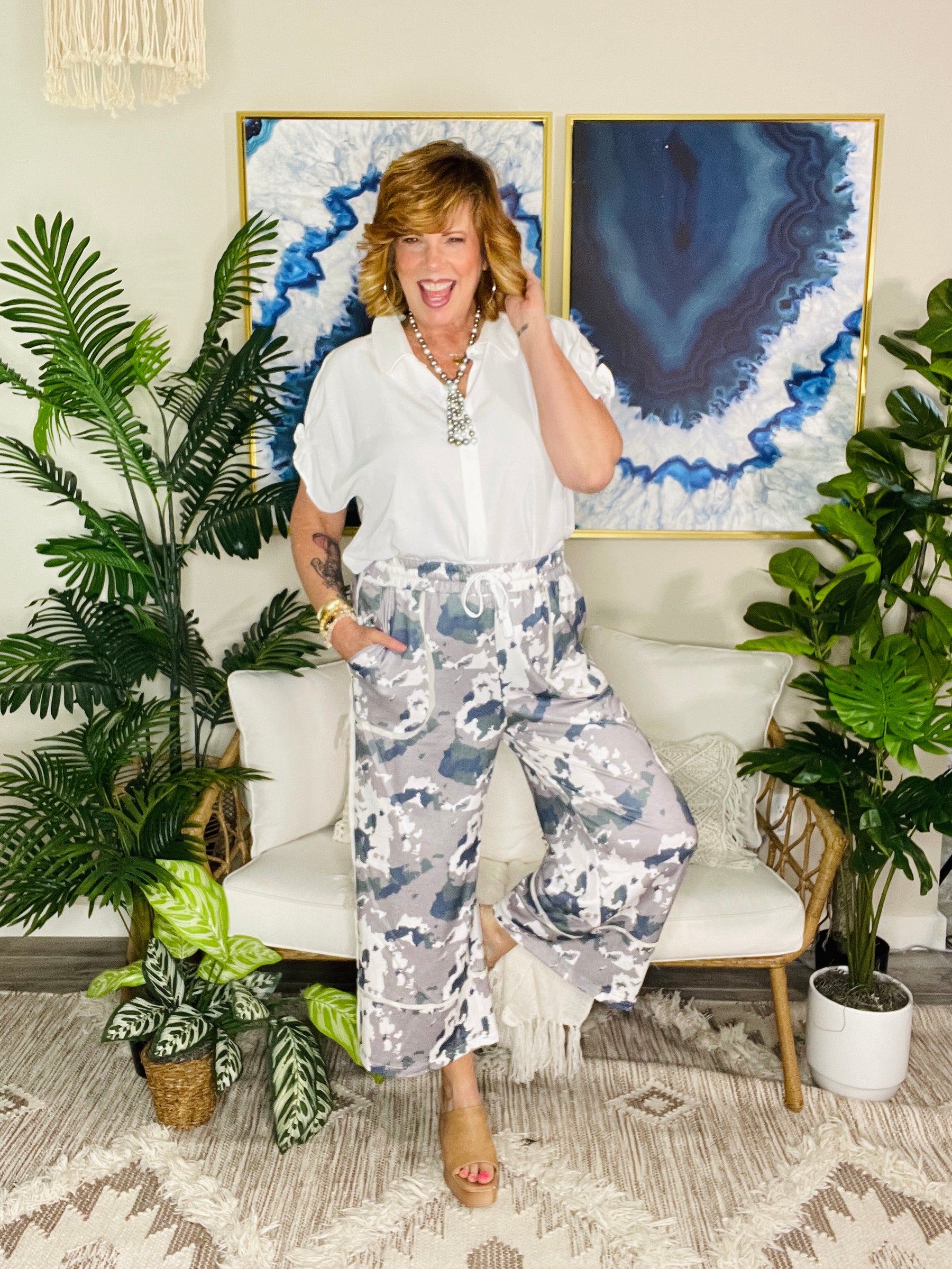 Weekend Wanderer Camouflage Print Pants