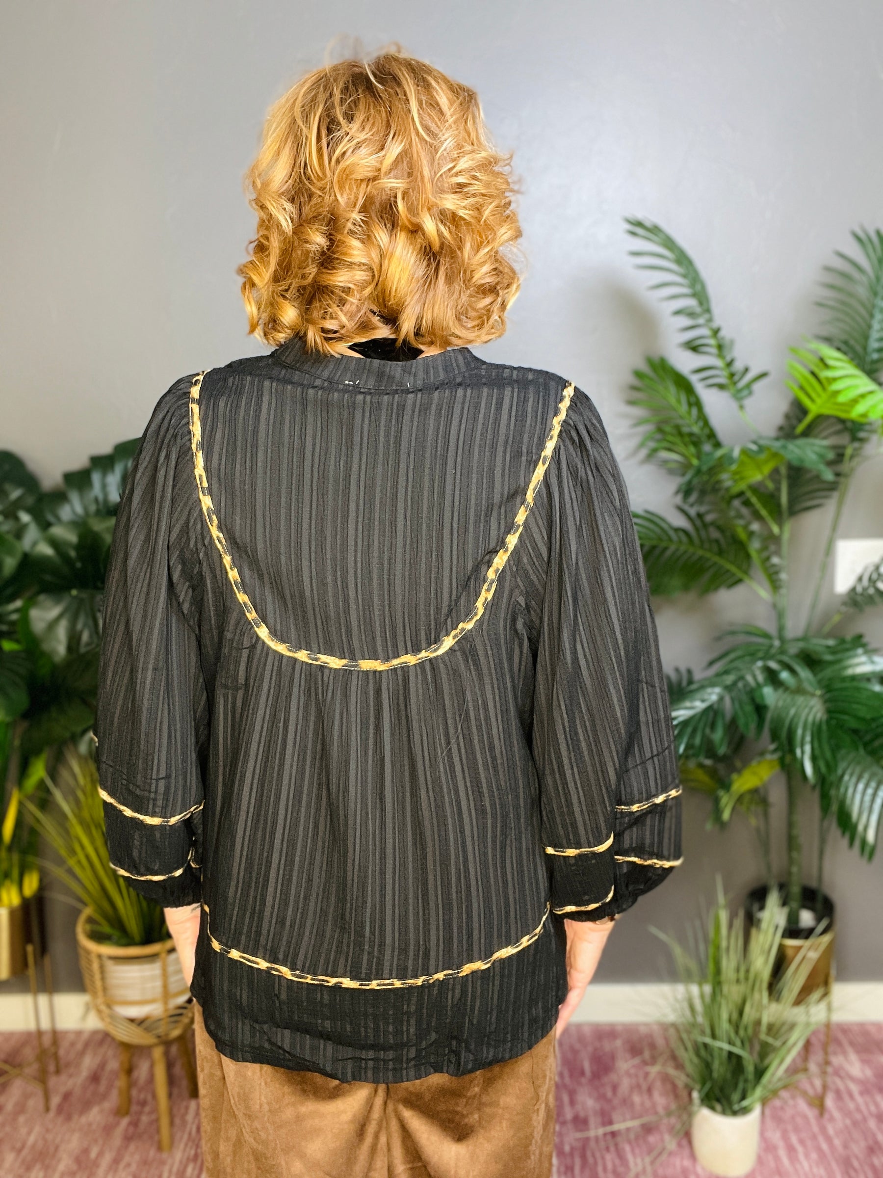 Trim It up Top - S092BK