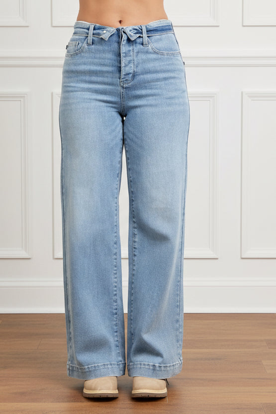 798c5f9bcfa44e789e9ed5fc38964d88-Max