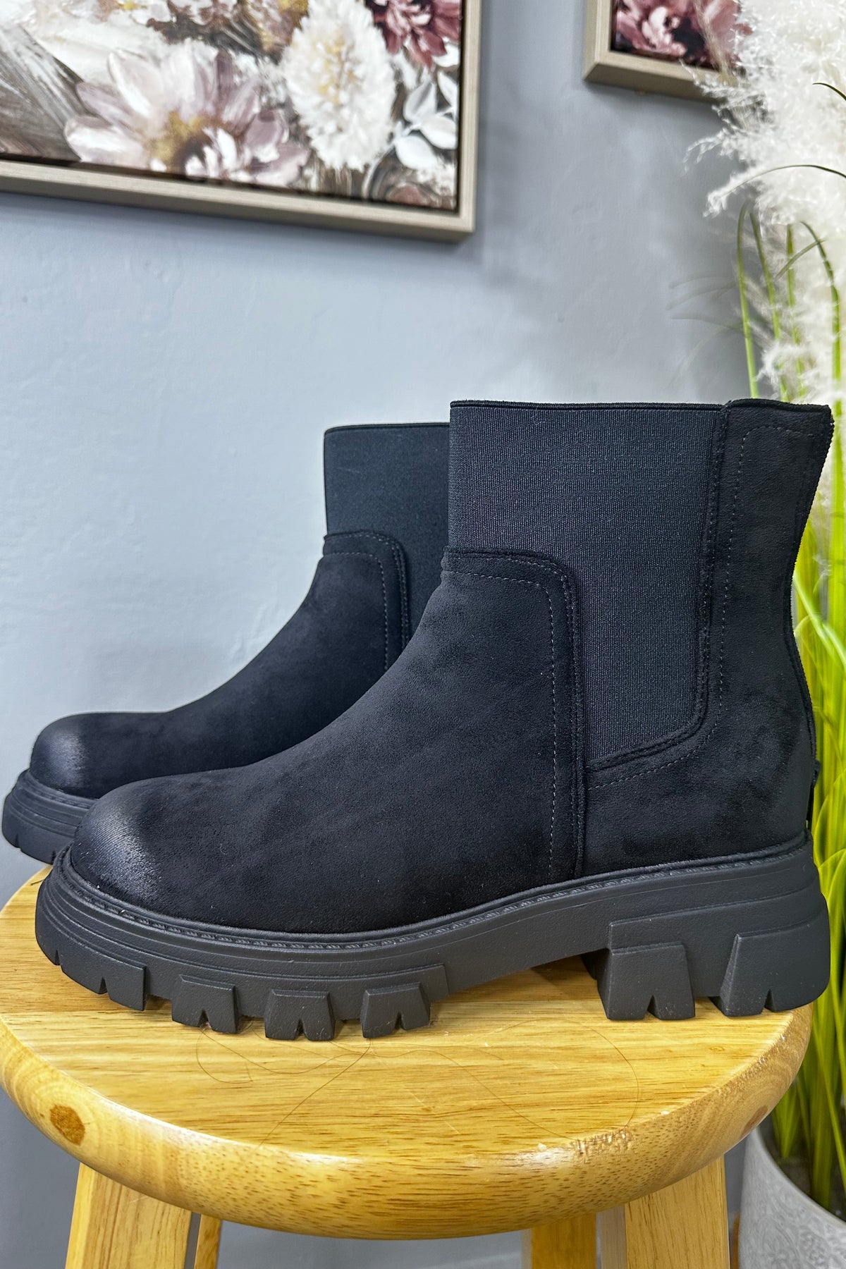Bring On The Snow Black Suede Boots - SHO2753BK