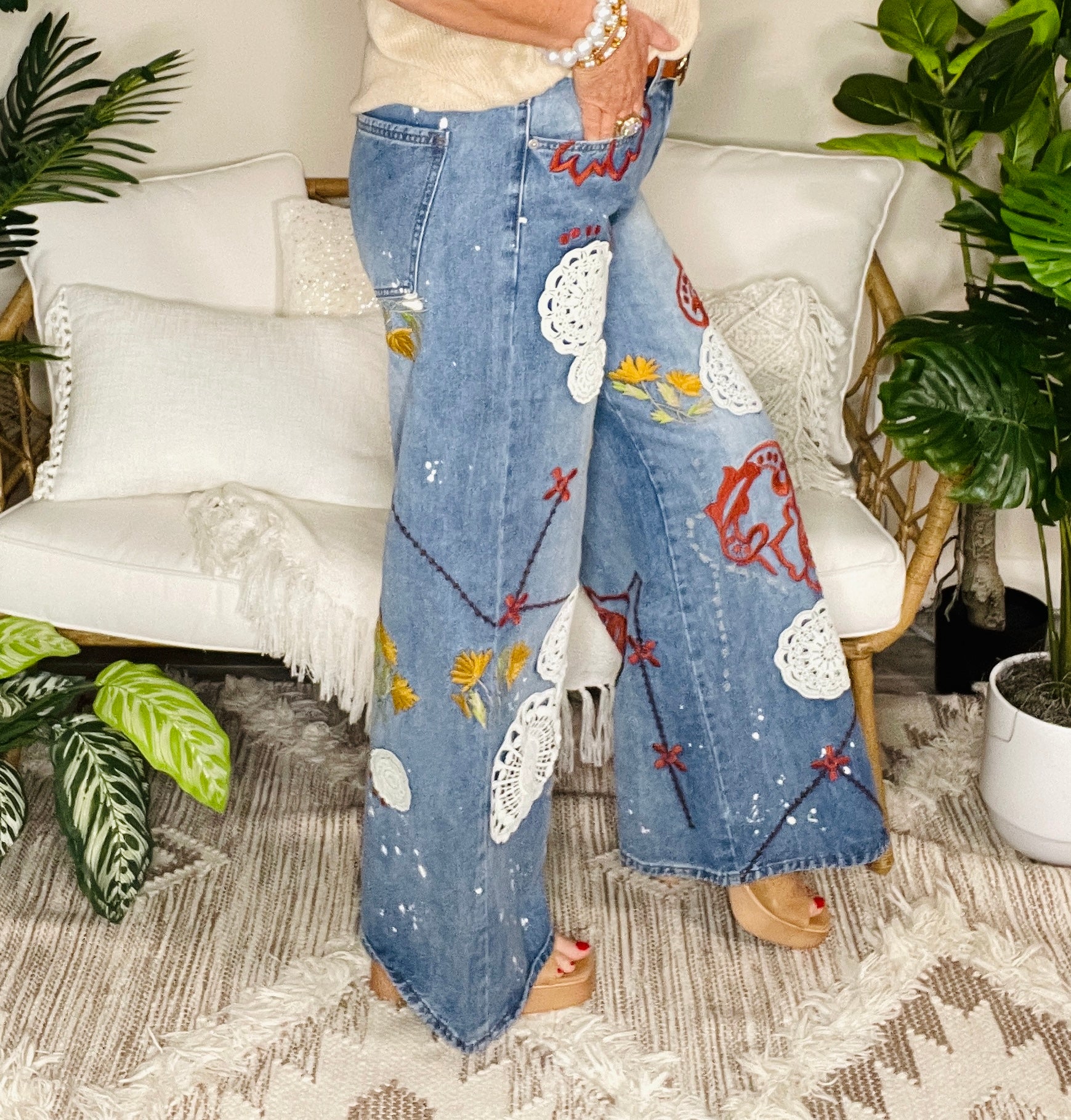 Vintage Soul Embroidered Wide Leg Jeans - J065DN