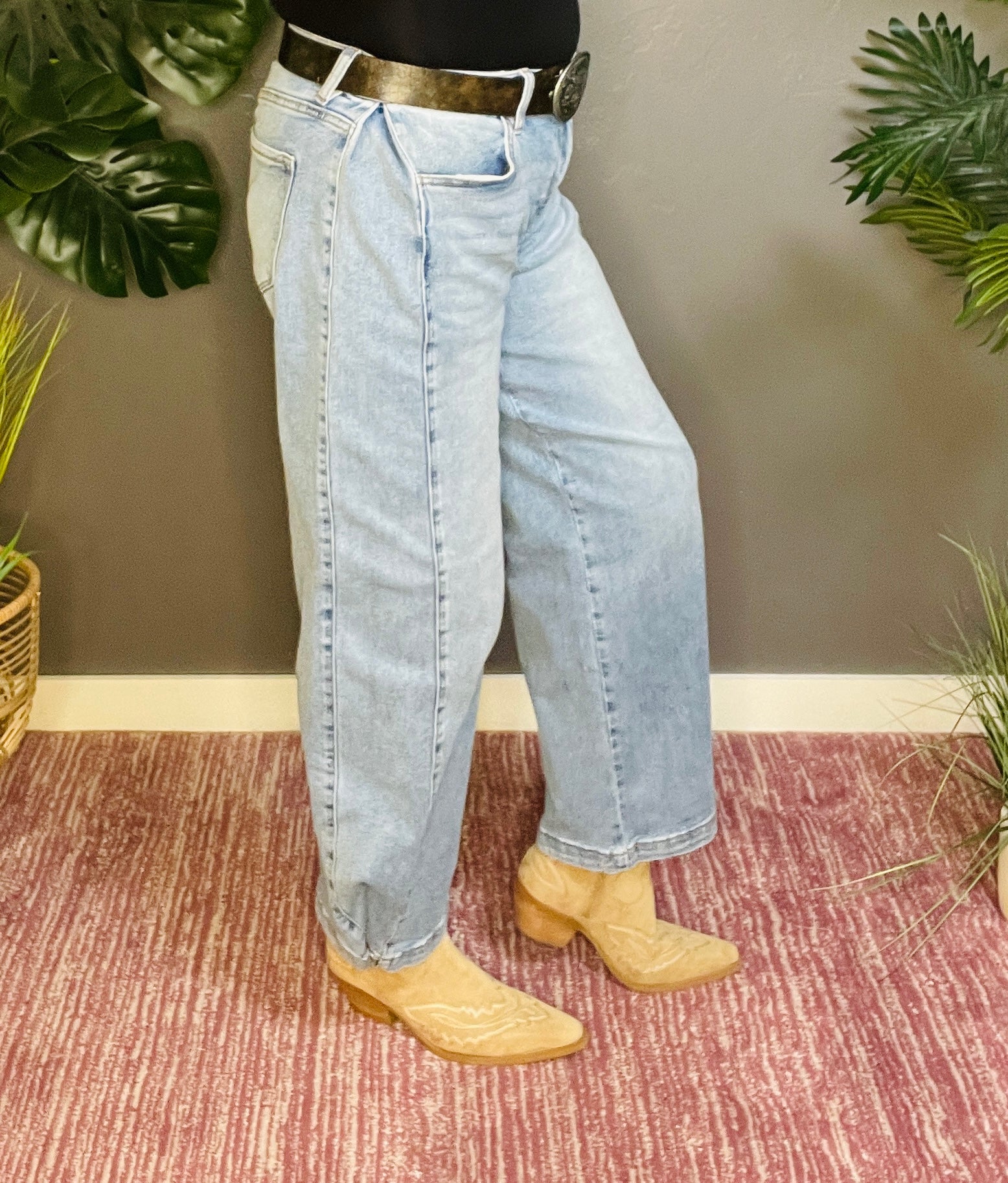 Emerson Mid Rise Wide Barrel Transferable Leg Snap Jeans