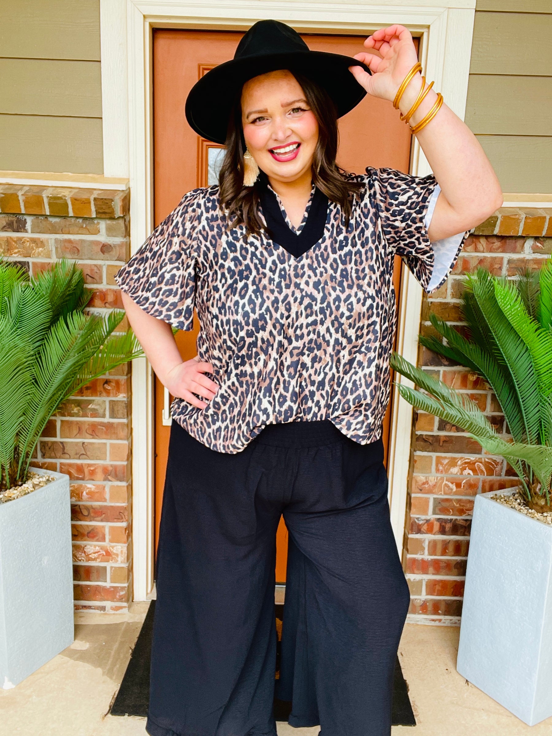 Sassy Moments Top - S613LE