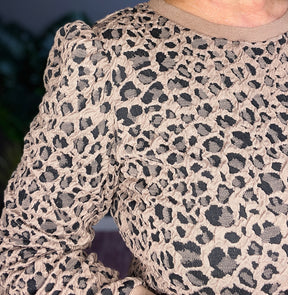 Fierce And Free Ribbed Trim Top