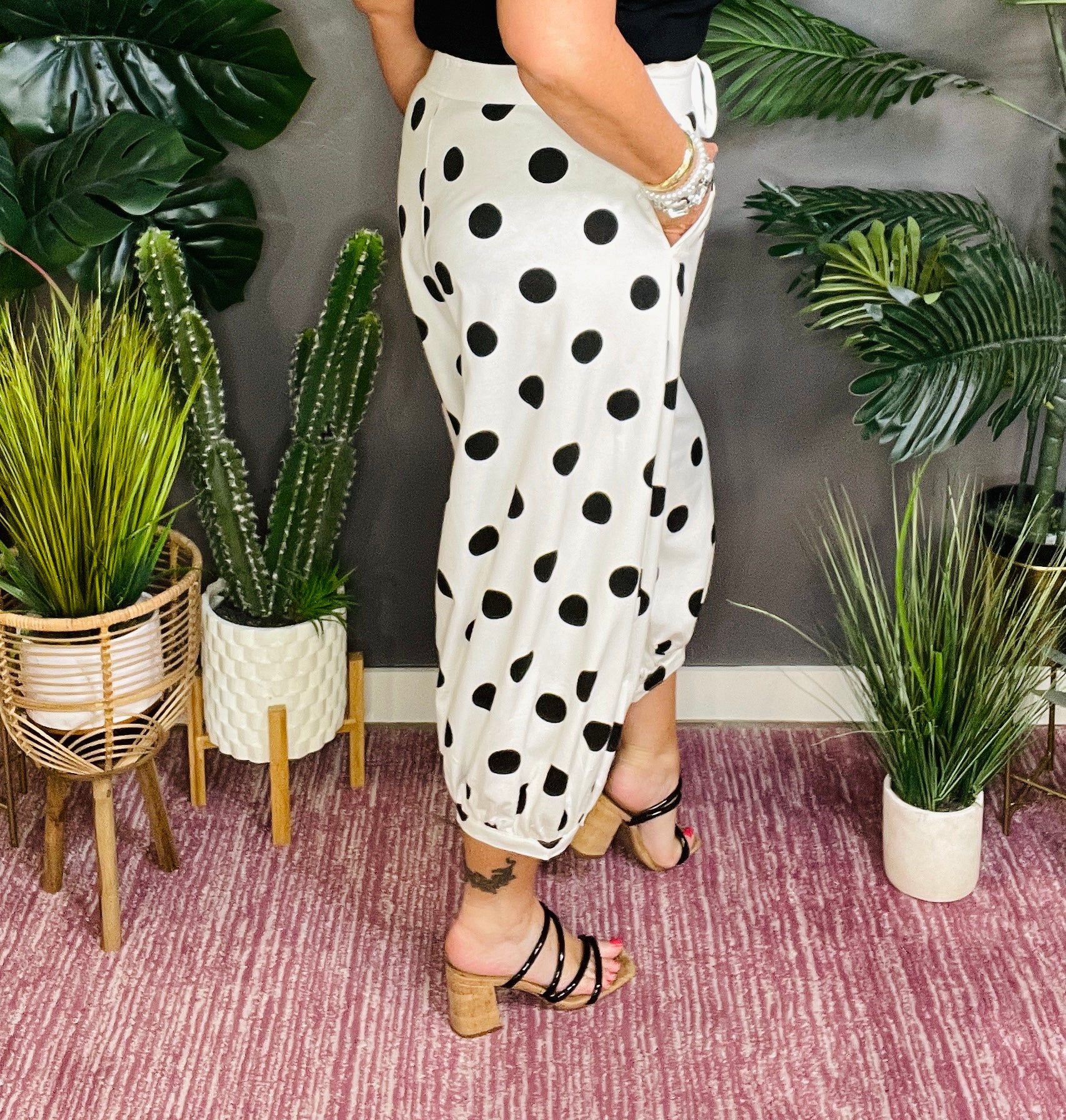 A Pop Of Dot Black And White Joggers - P051BW