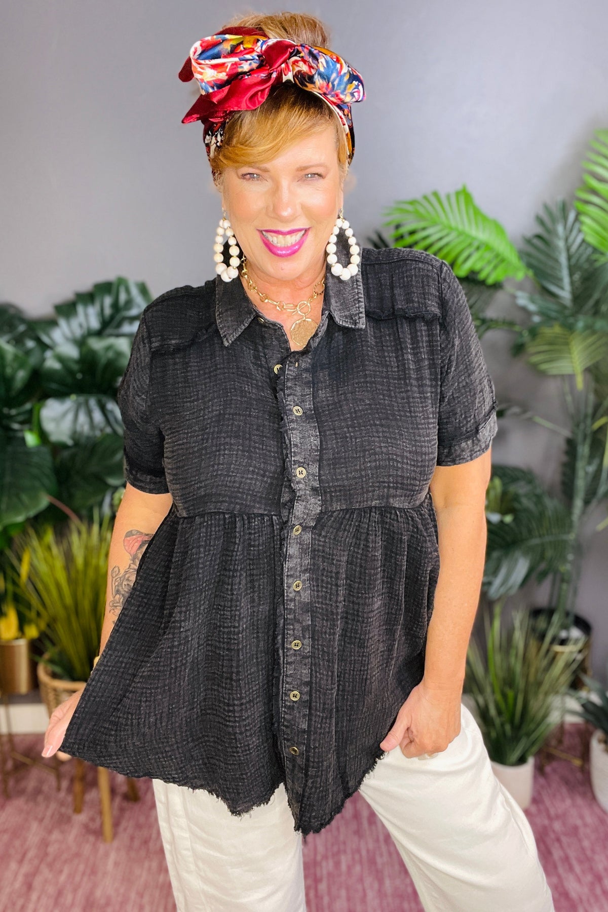 Comfy And Casual Black Gauze Top - S319BK