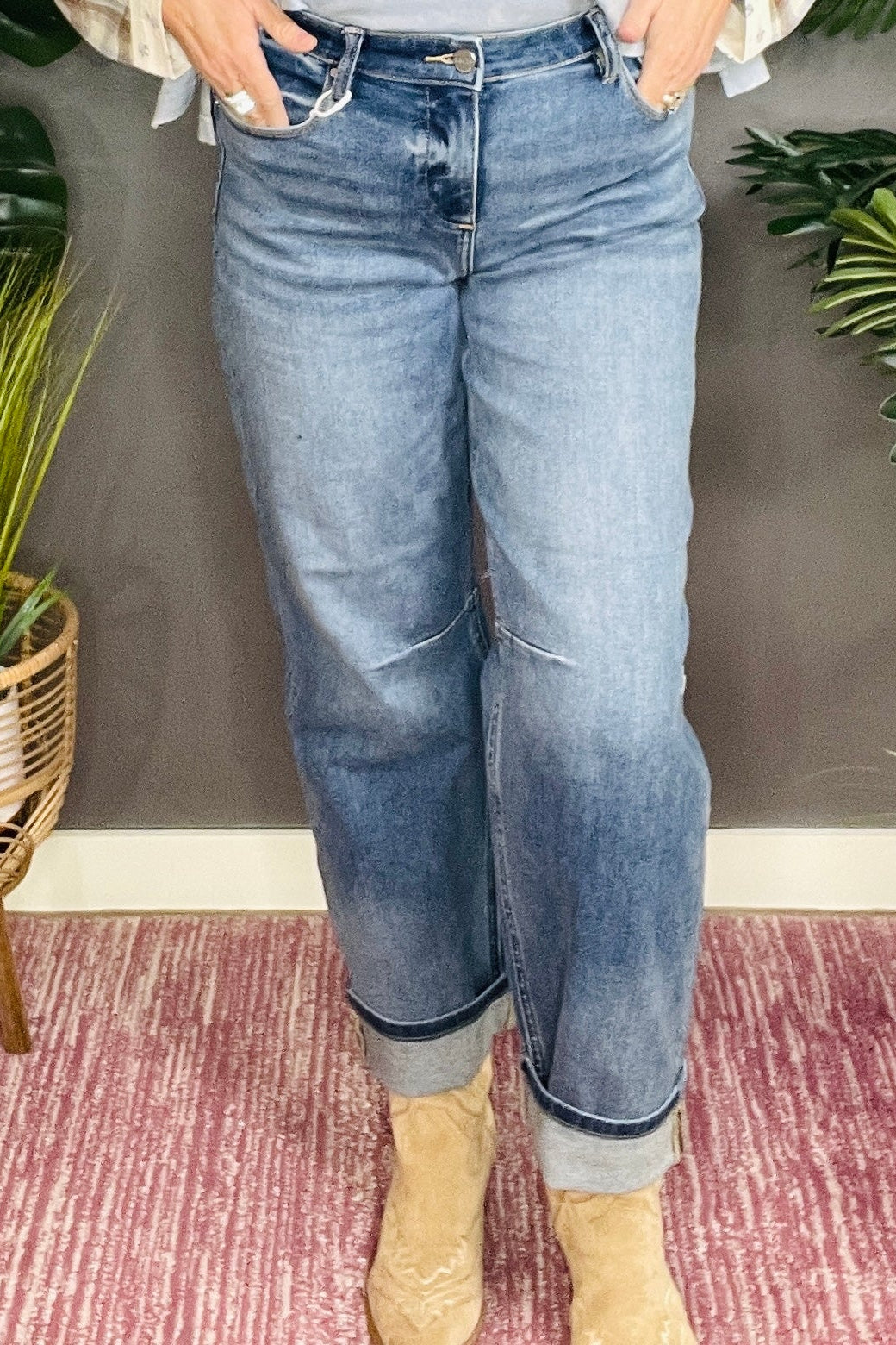 Chloe Slouchy Crop Barrel Cuffed Jeans