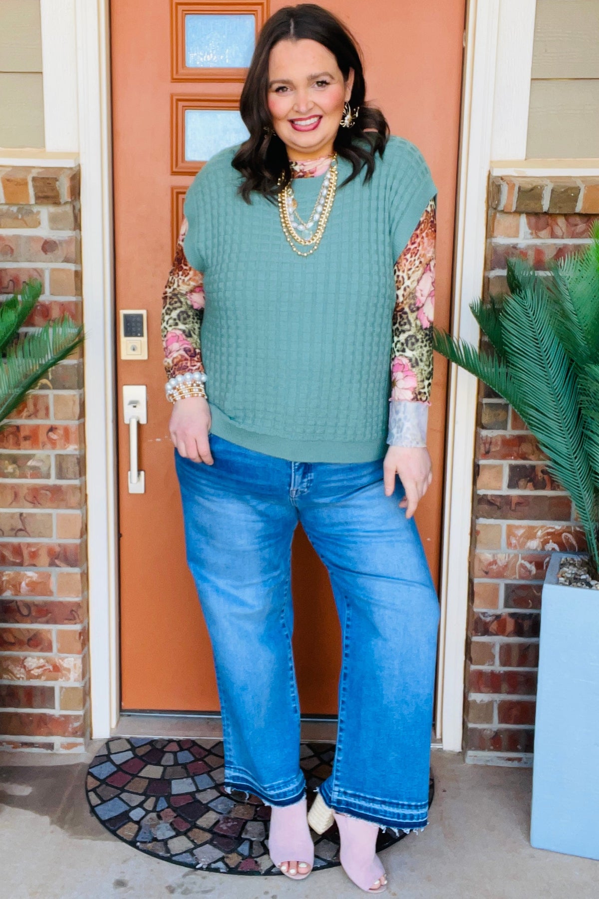 Salem Cropped  Boyfriend Jeans