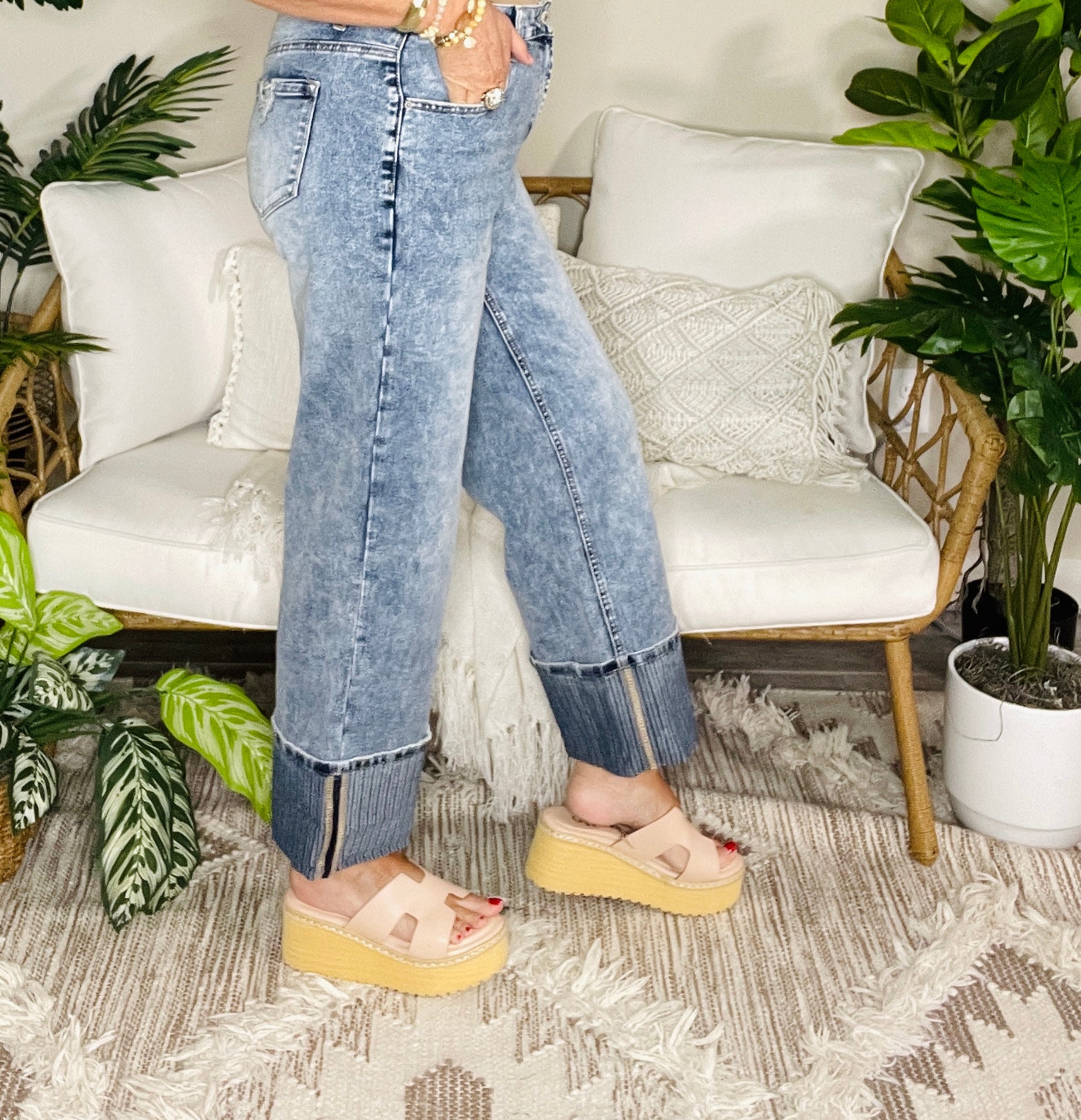 A Little Extra Cuffed Straight Loose Jeans