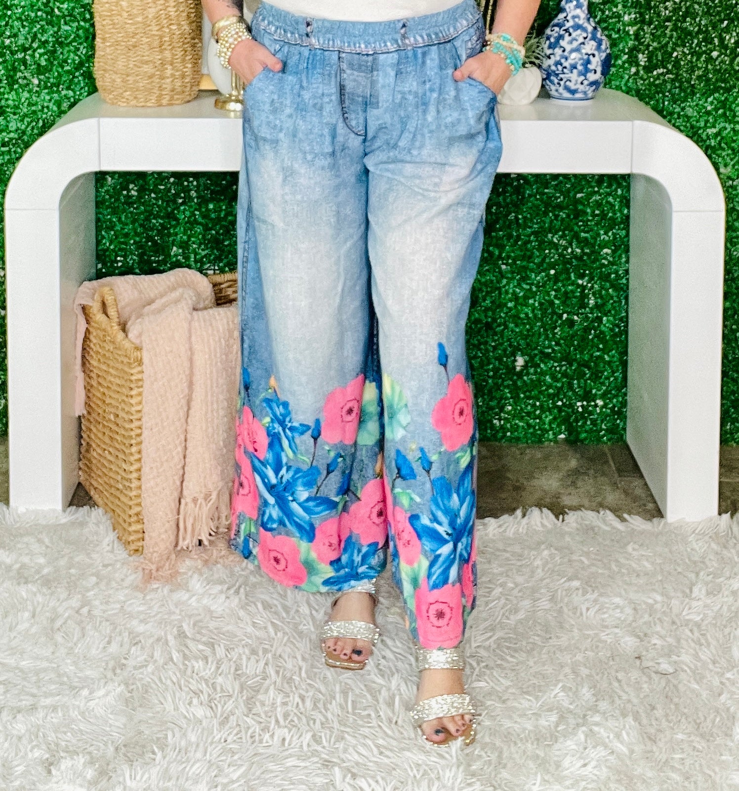 Bubbly Bloom Wide Leg Pant - P082DN