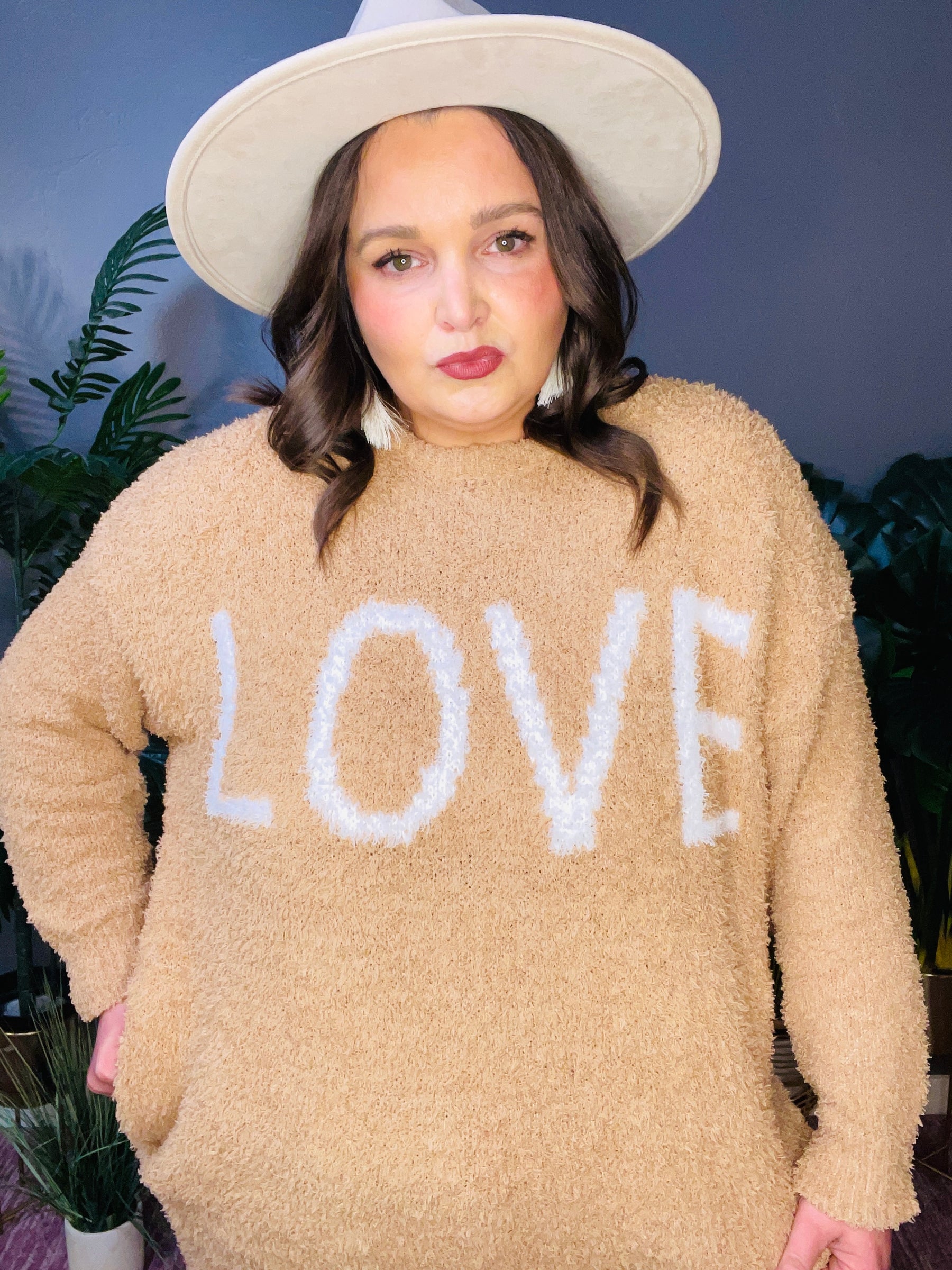 Feel The Love Sweater - S121CO