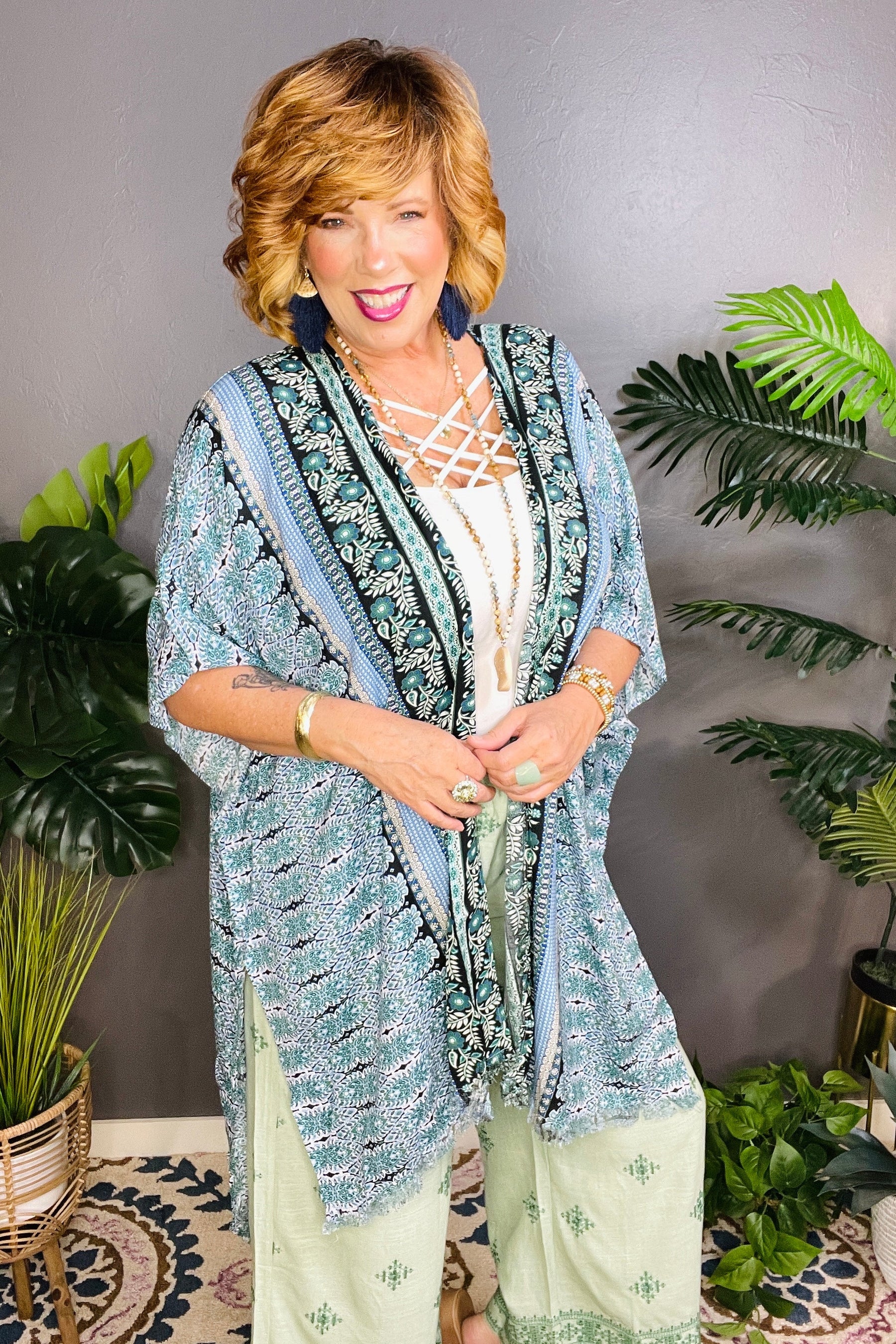 Paradise By The Sea Kimono - OT175GN