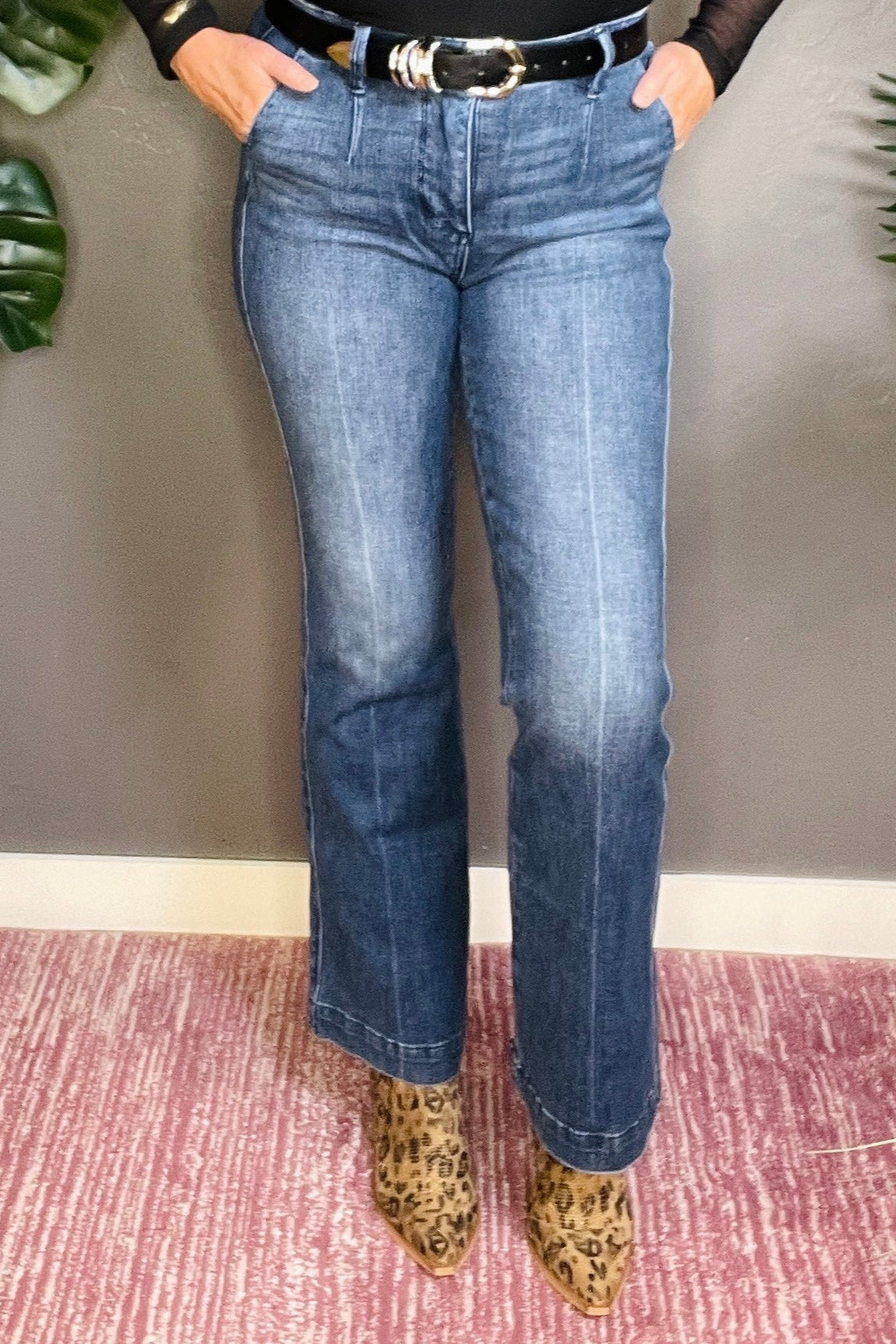 Remi Mid Rise Bootcut Jeans with Welt Pockets