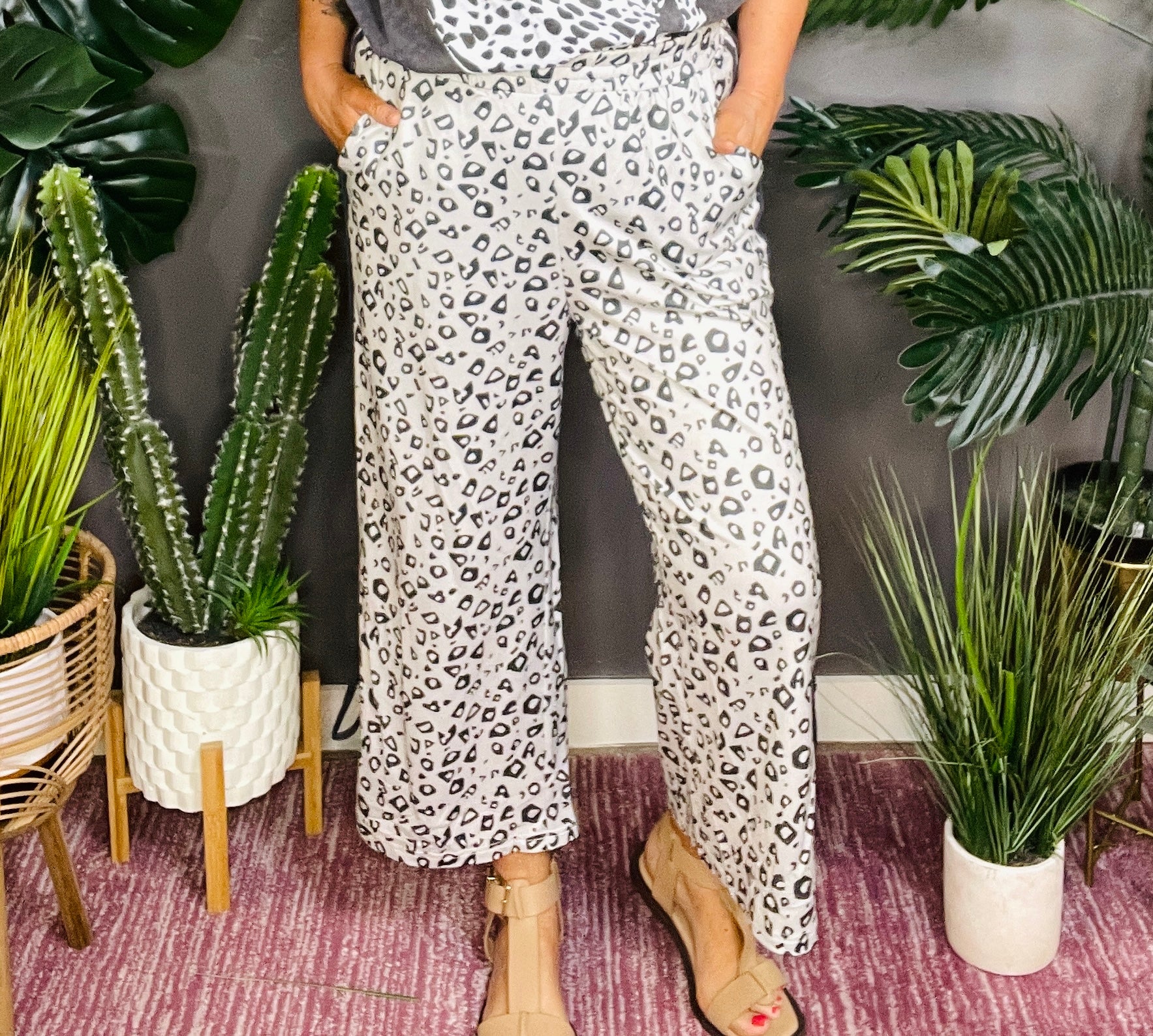 Soft But Fierce Side Bow Pants