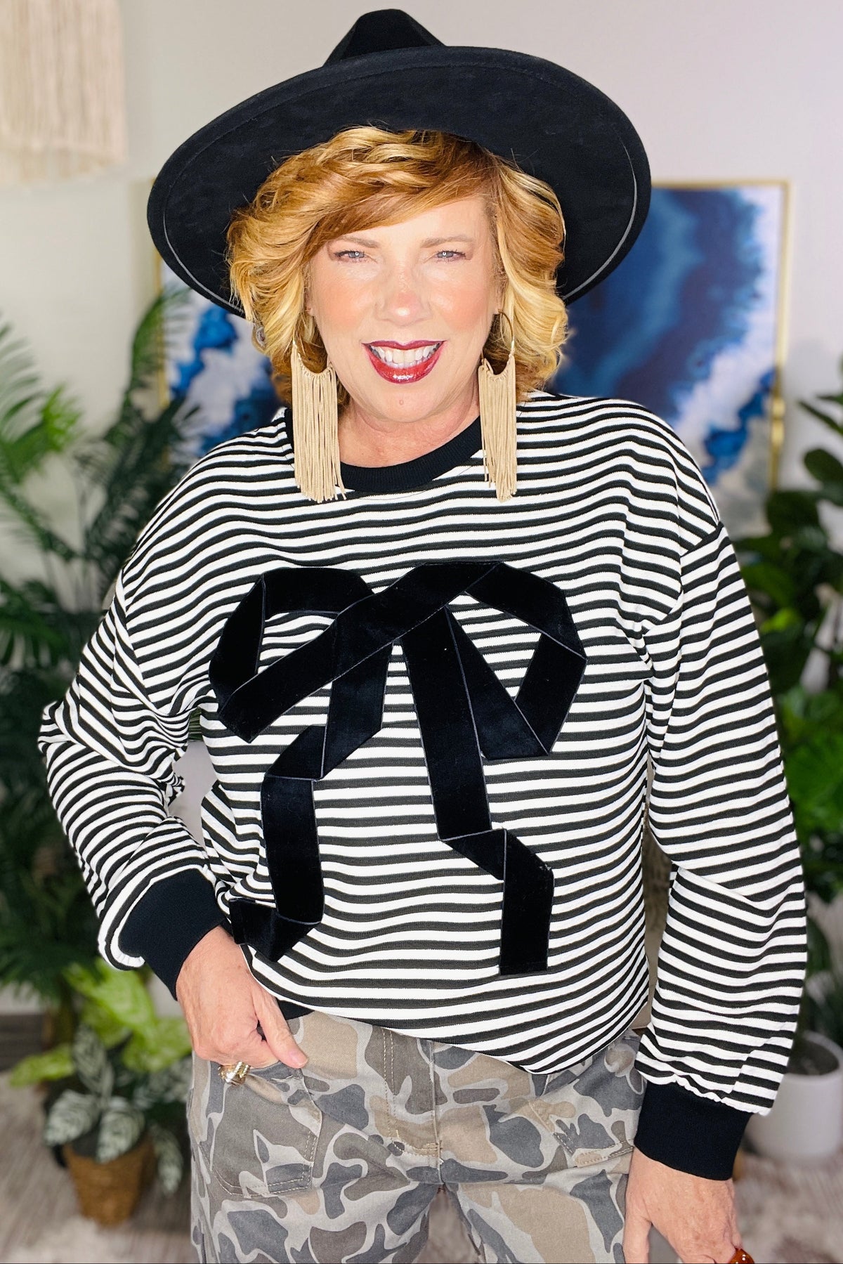Bow So Chic Sweatshirt