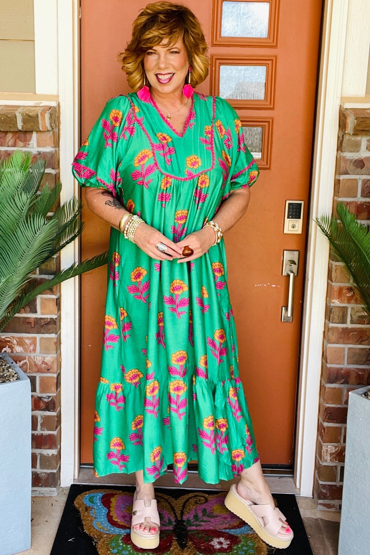 Paradise Calling Floral Print Midi Dress