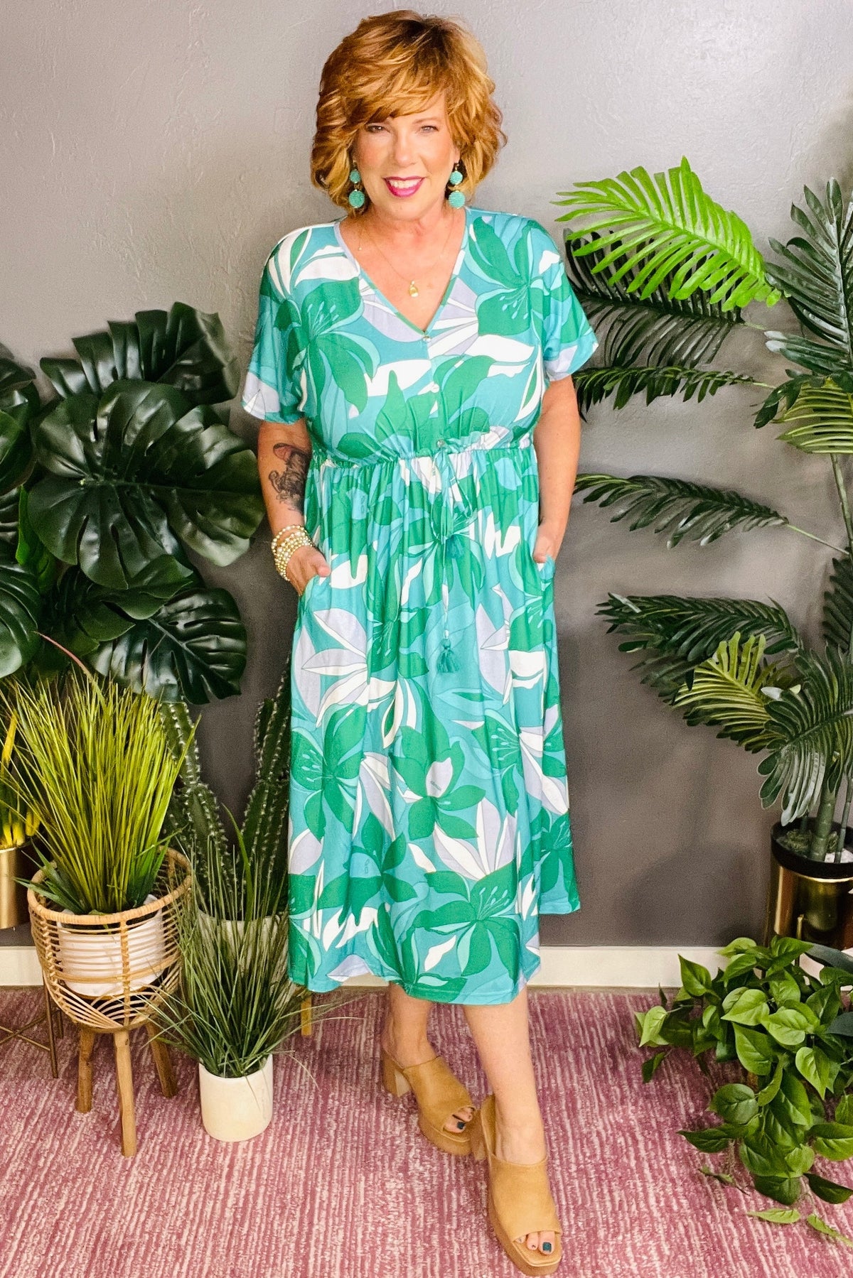 Pretty As A Picture Dress - DR148GN