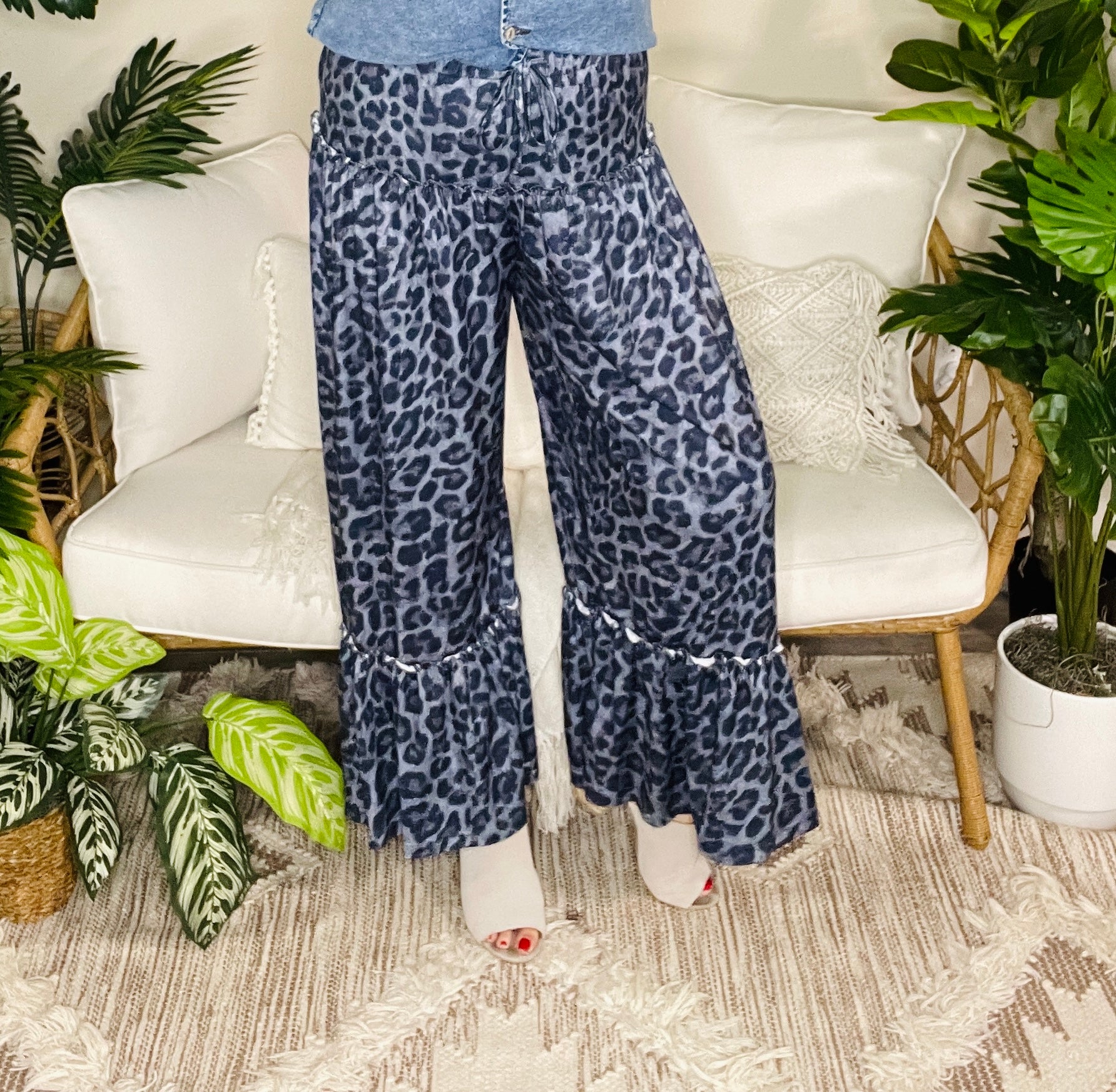Posh Mode Leopard Print  Wide Leg Pants
