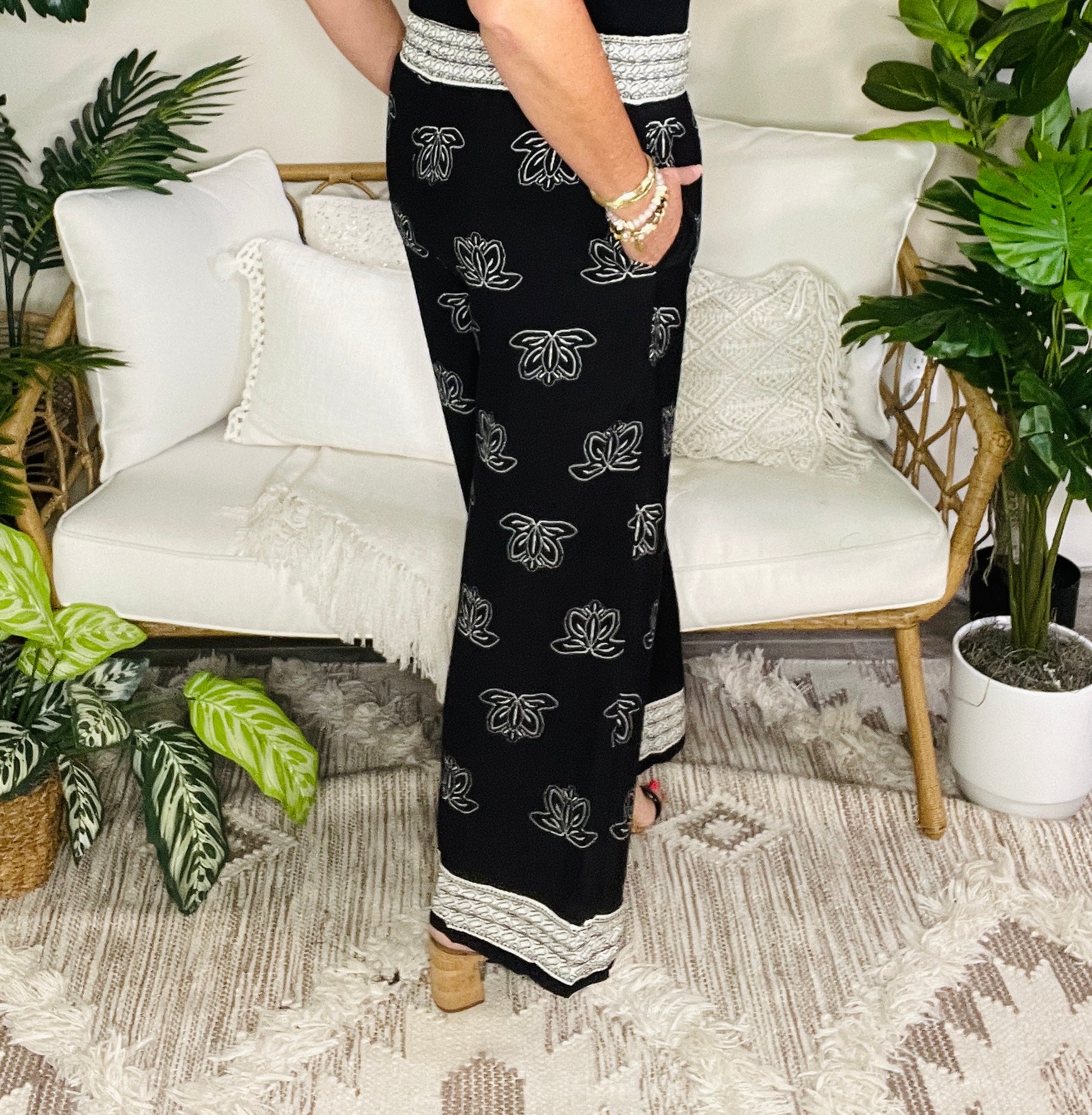 Lotus Lane Pants - P150BK