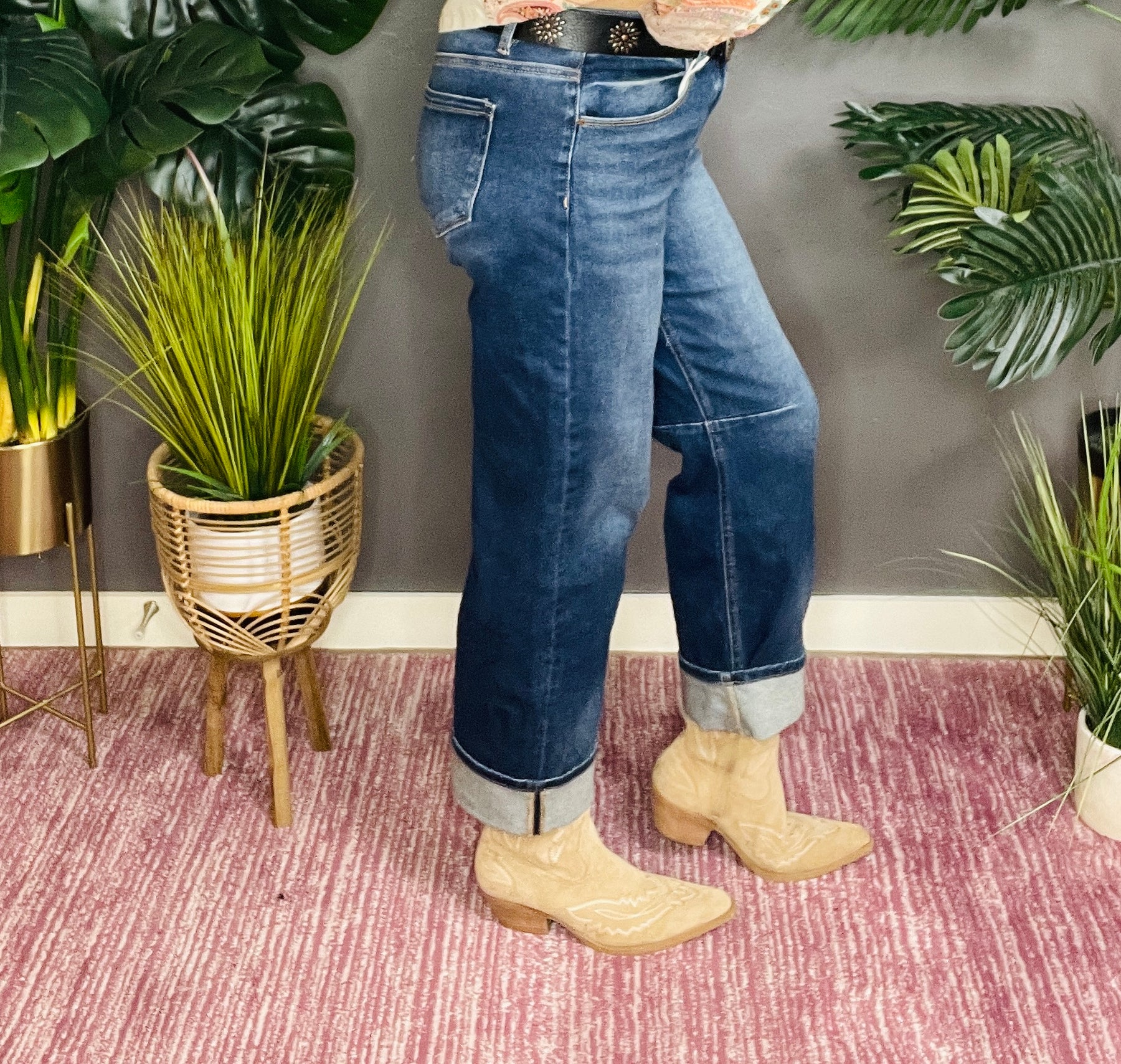 Lark Slouchy Crop Barrel Cuffed Jeans