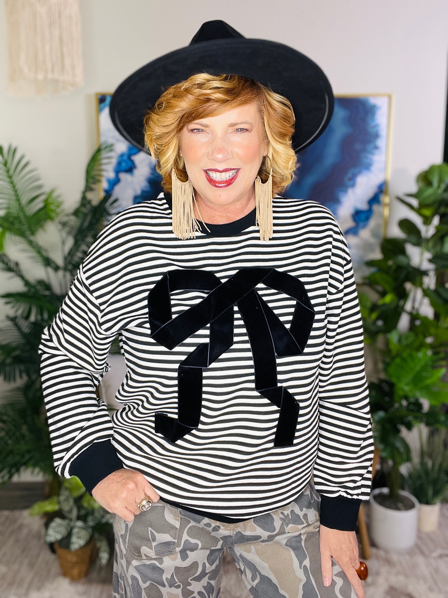 Bow So Chic Sweatshirt