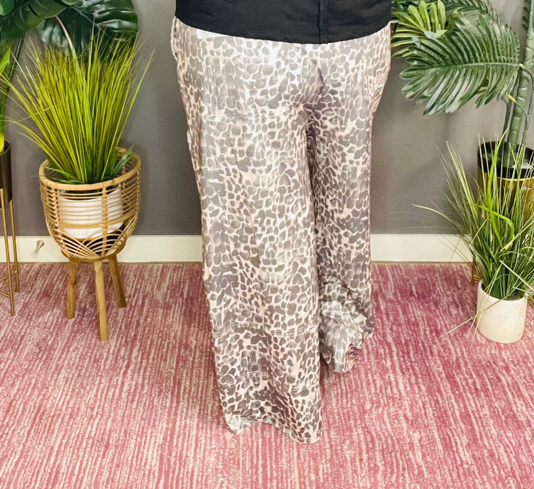 Catch Me In Chill Mode Raw Edge Pants