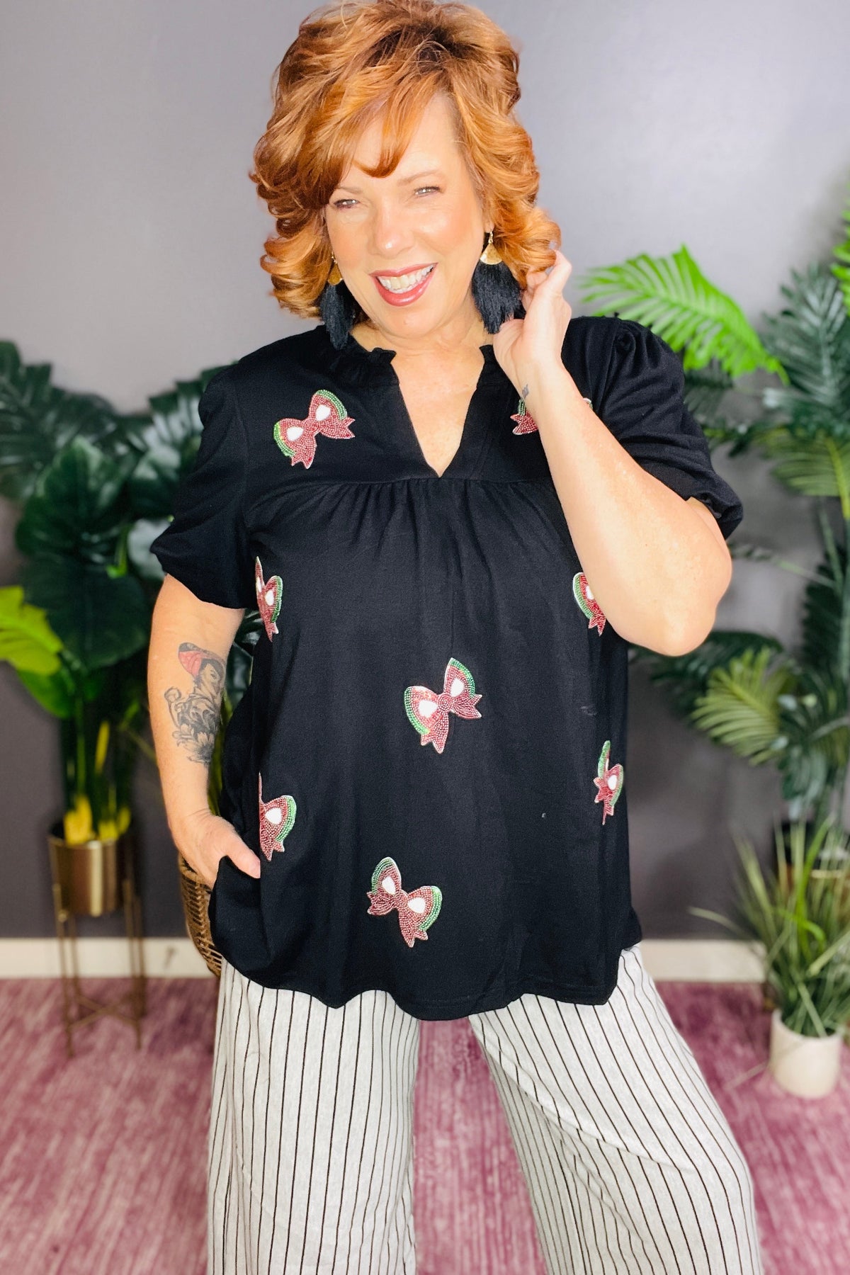 Christmas Red And Green Bow Top - S217BK