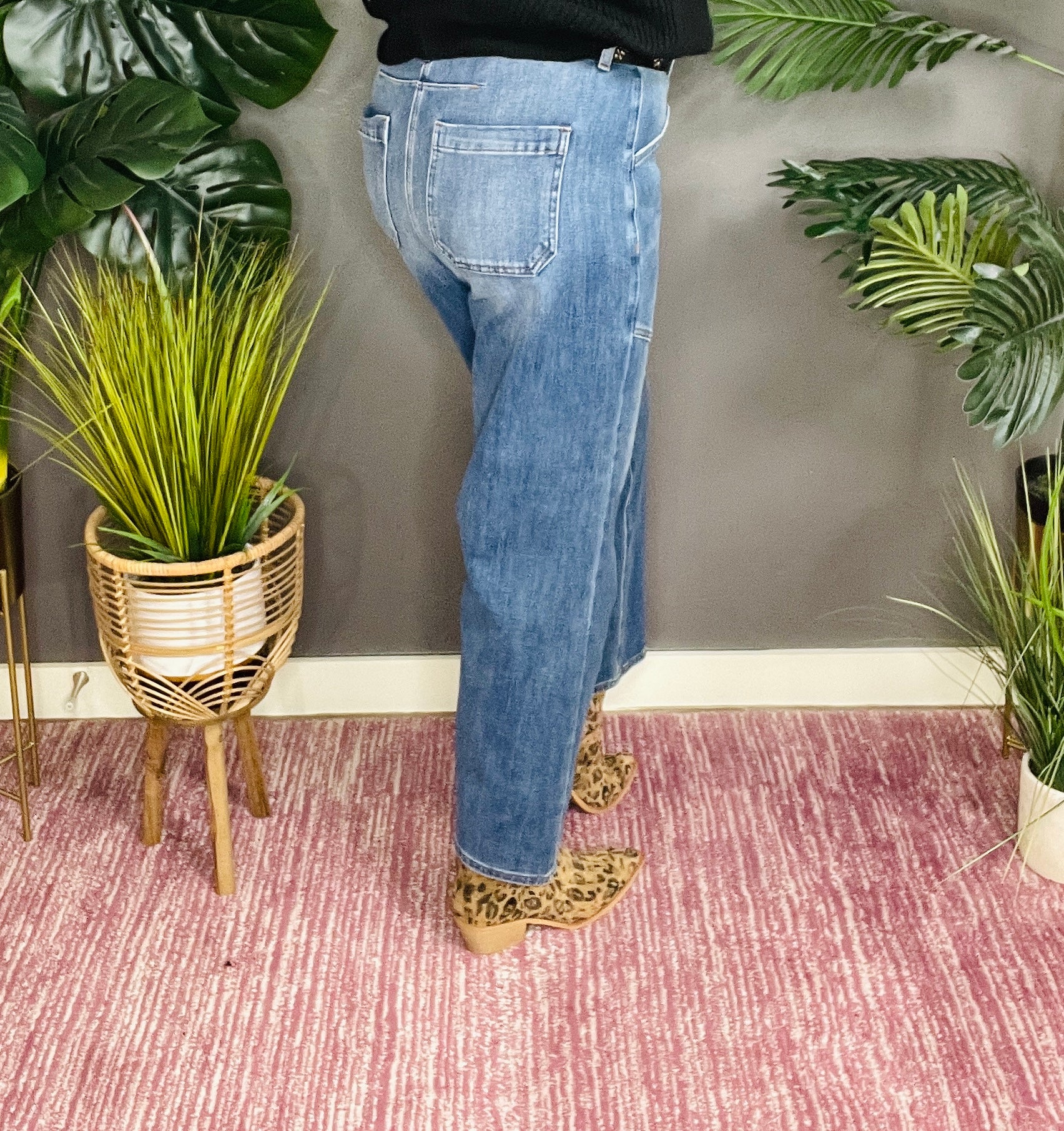 Sutton 4 Way Stretch Mid Rise Barrel Jeans
