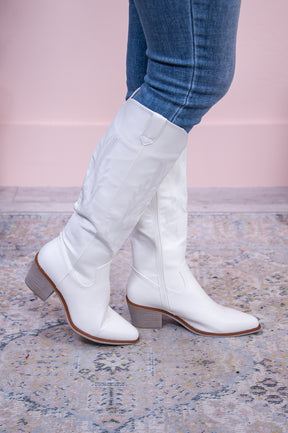 Boots Class And A Little Sass White Cowgirl Boots - SHO2646WH