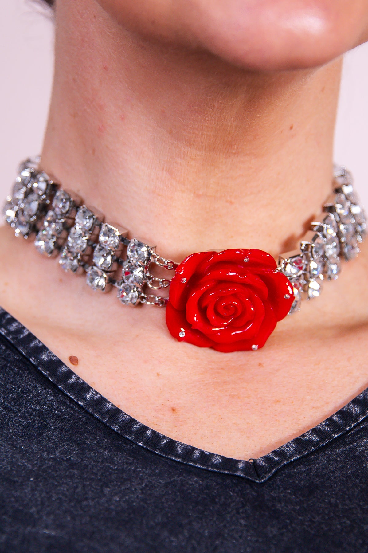 Red/Silver/Clear Floral Bling Choker Necklace - NEK4311RD
