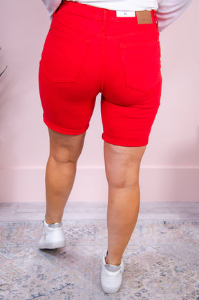 Scarlett Red Solid Bermuda Shorts - I1507RD