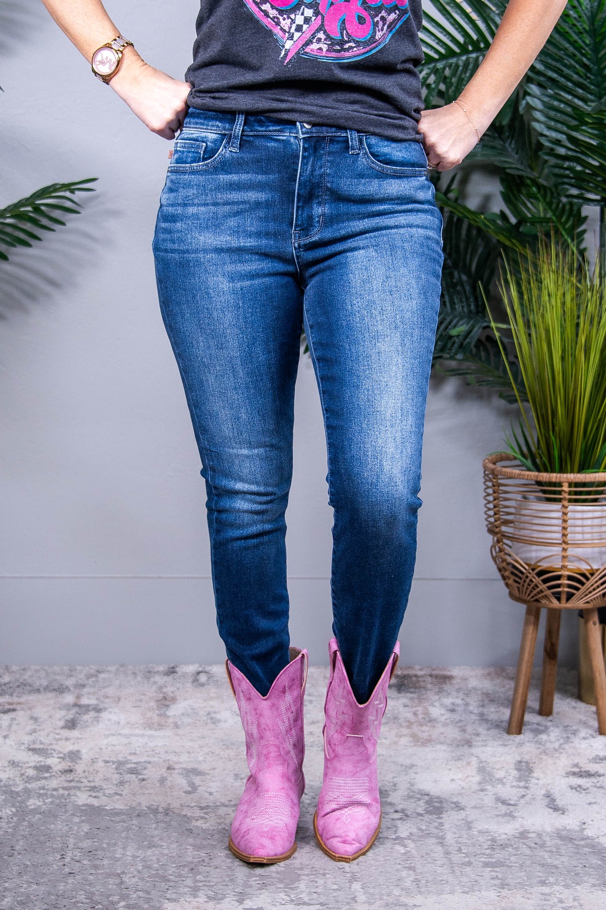 Skylar Mid Rise Thermal Vintage Skinny Jean - K1327DN