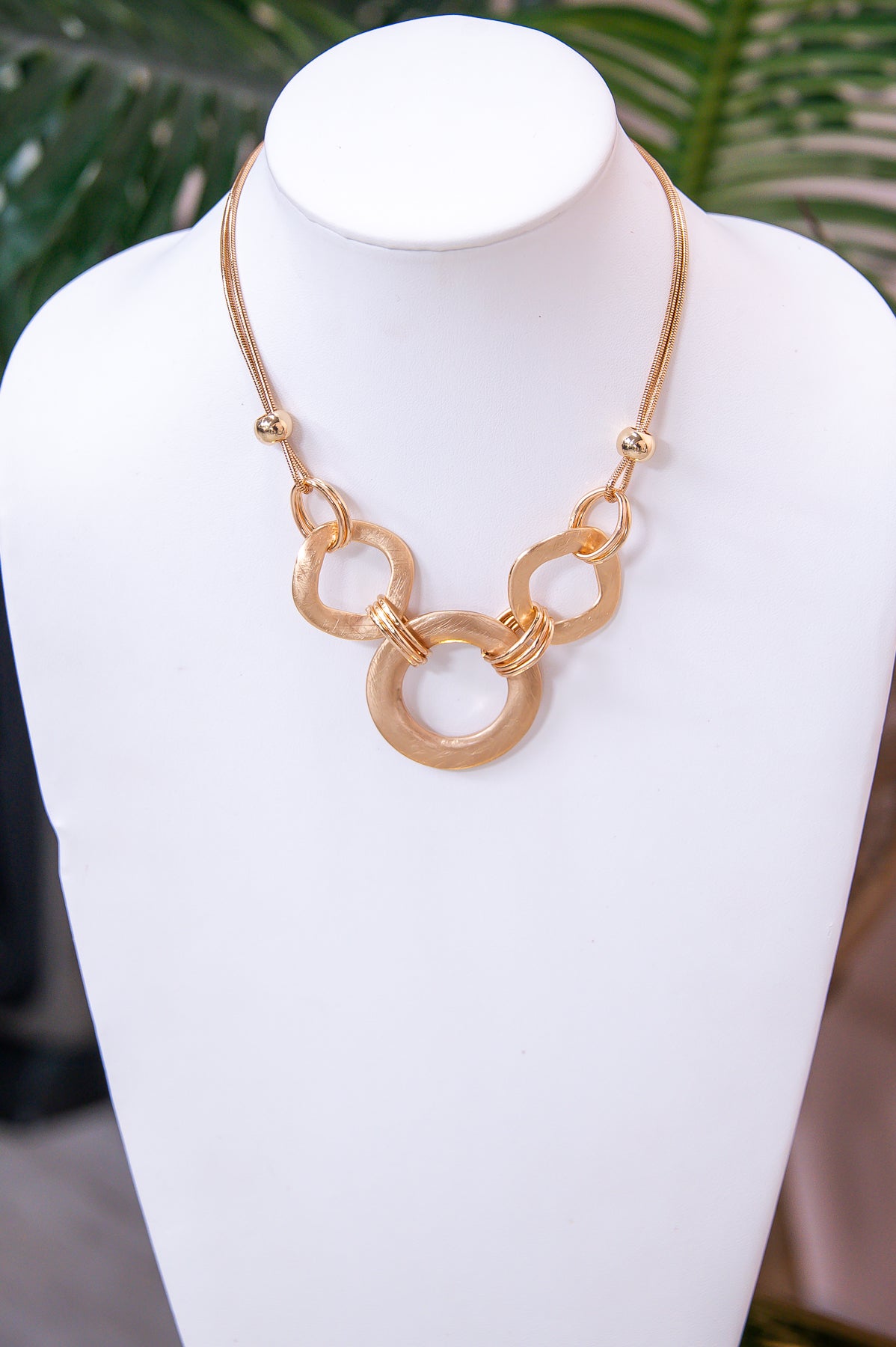 Gold Ring Pendant Necklace - NEK4244GO