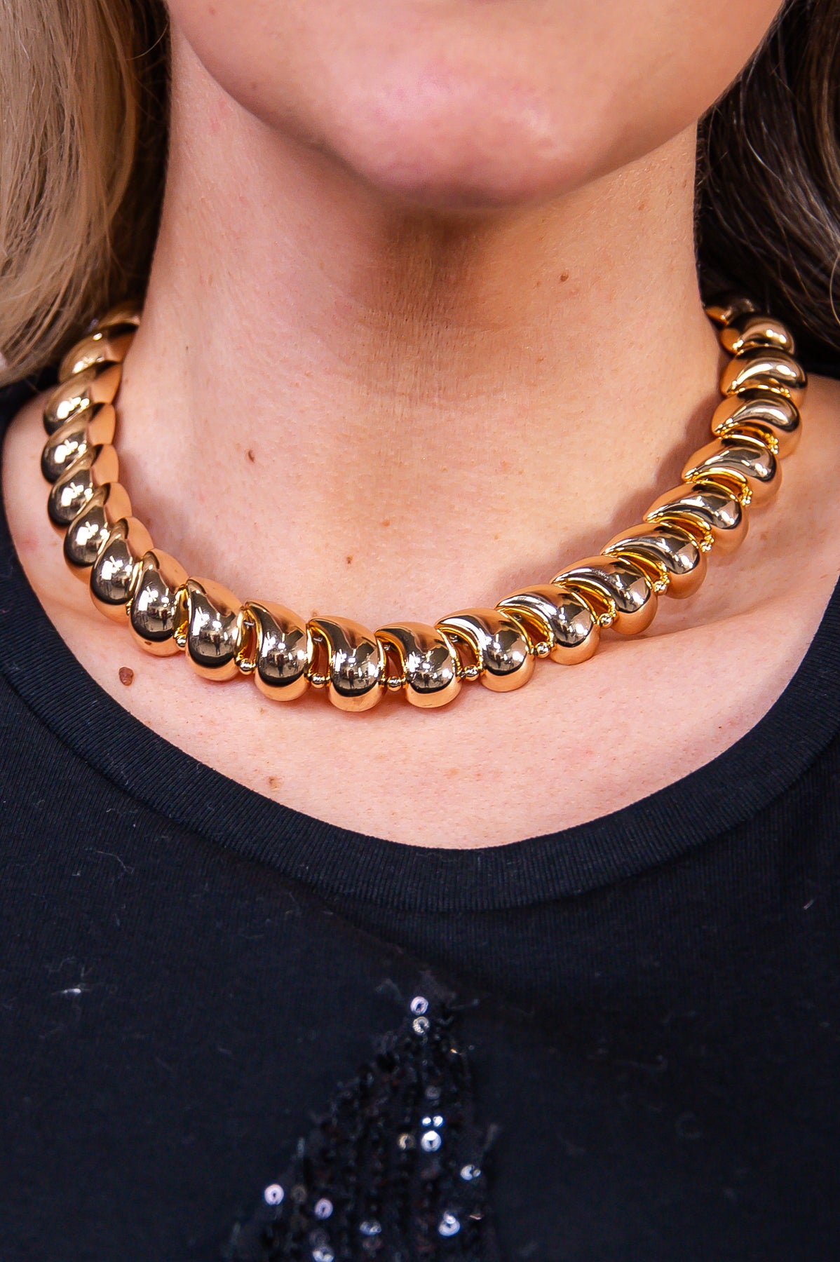 Gold Teardrop Chain Link Necklace - NEK4335GD