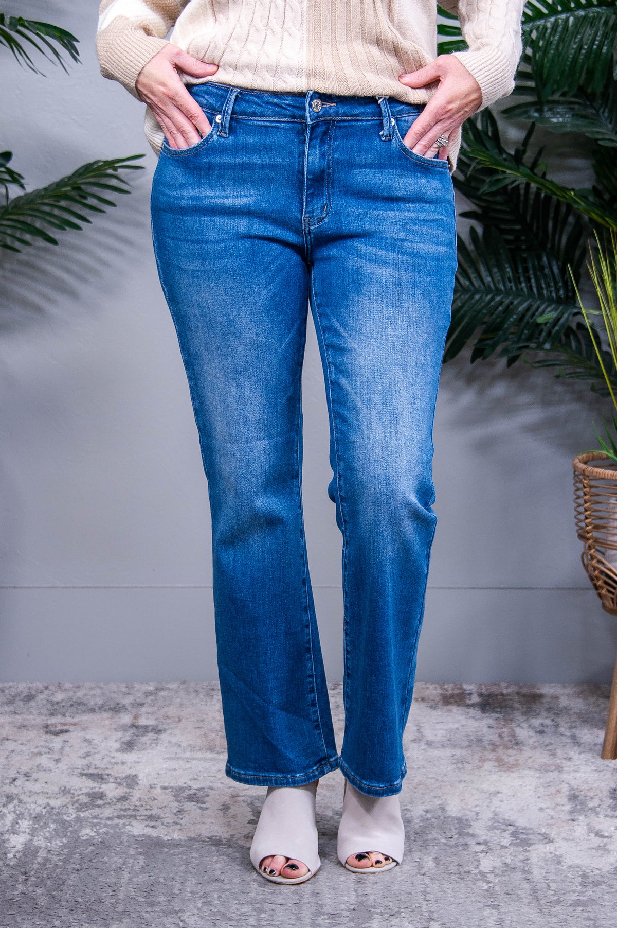 Caroline Mid Rise Ankle Jeans - K1323DN
