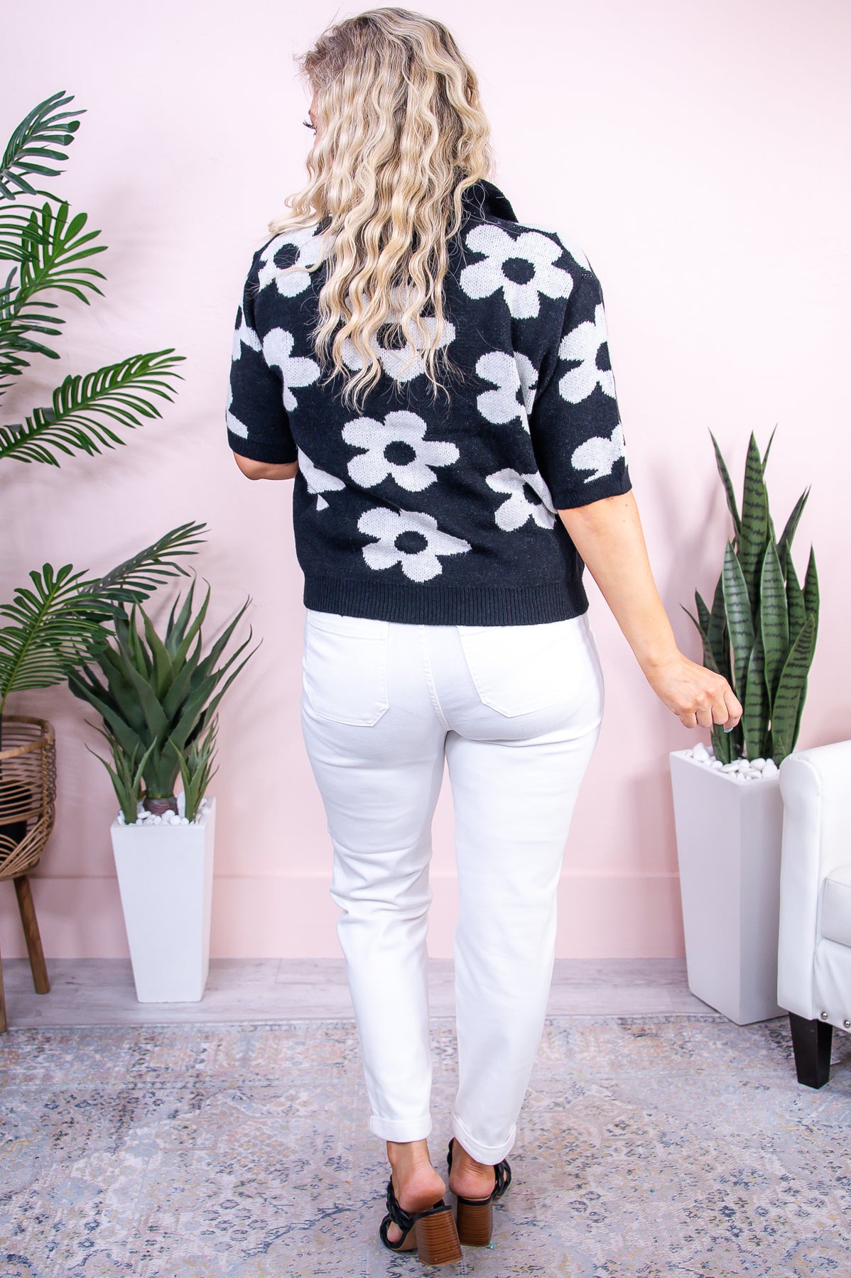 Cue The Shine Black/White Floral Knitted Top - T9546BK
