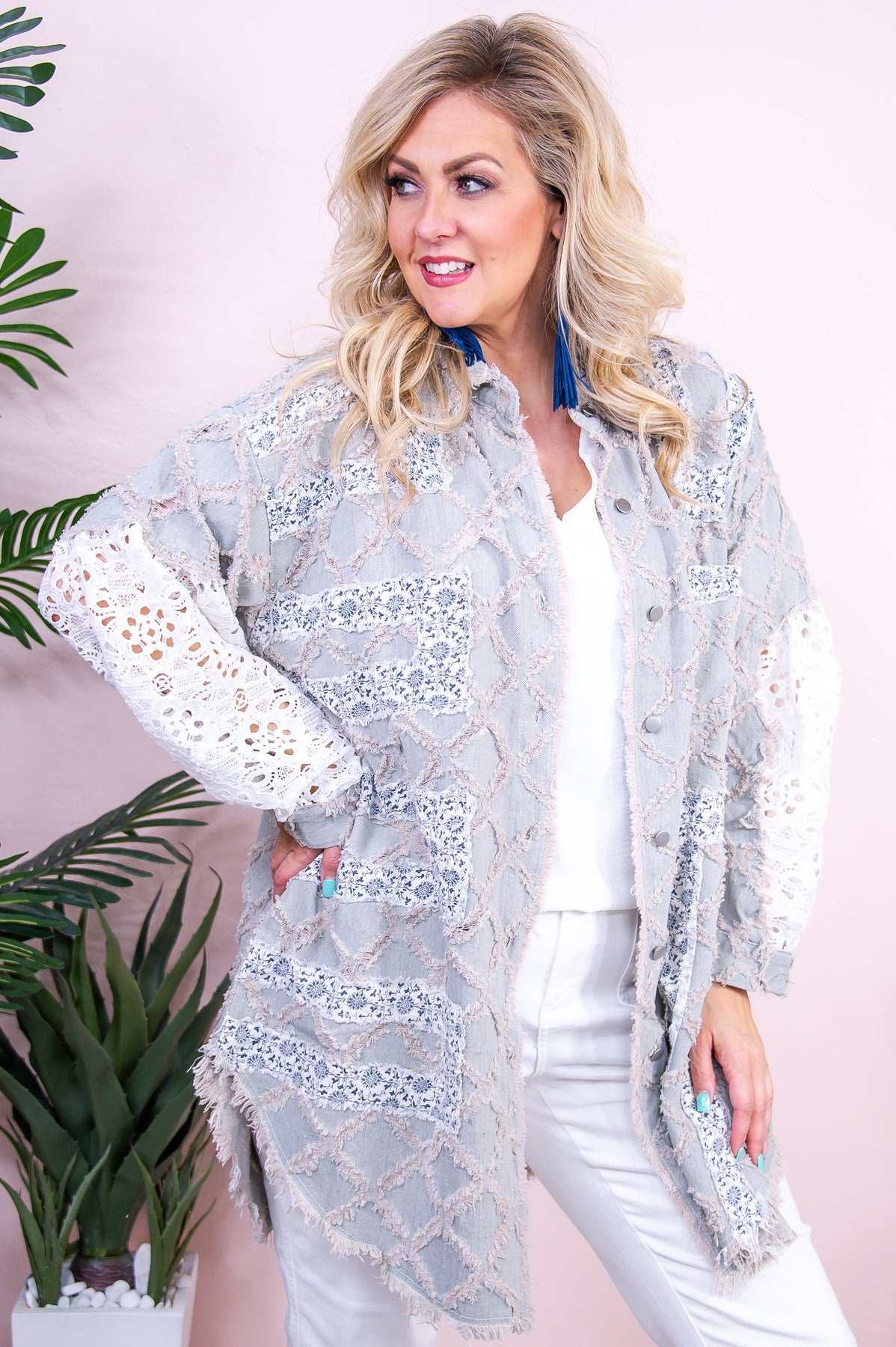 Essential Chicness White/Light Denim Distressed/Frayed Floral Jacket - O5434WH