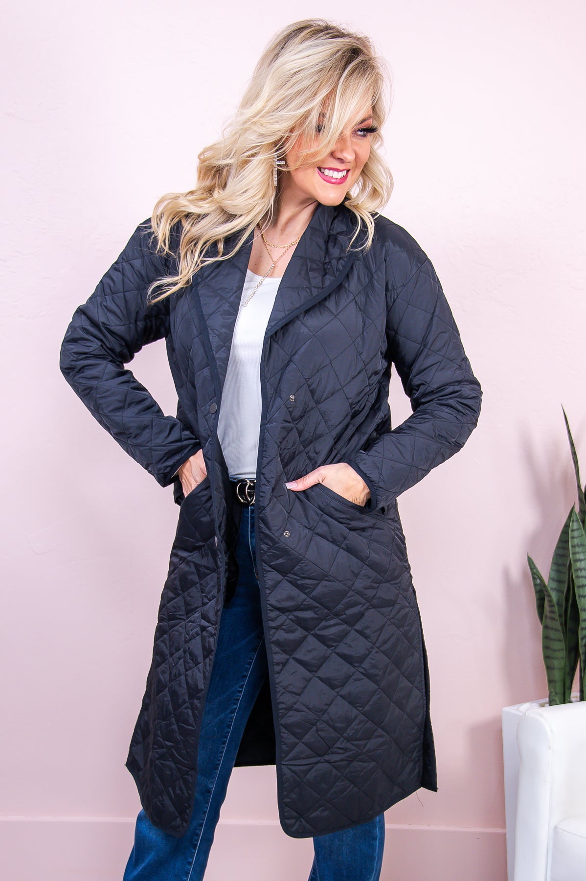 Crisp Fall Air Black Solid Quilted Long Jacket - O5024BK