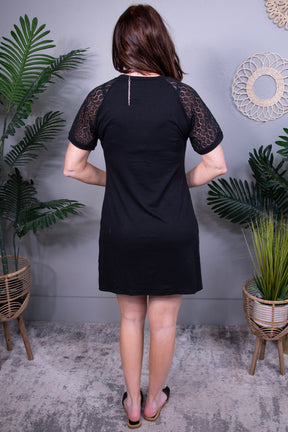 Classic All Day Pleated Detail Shift Dress D5631BK