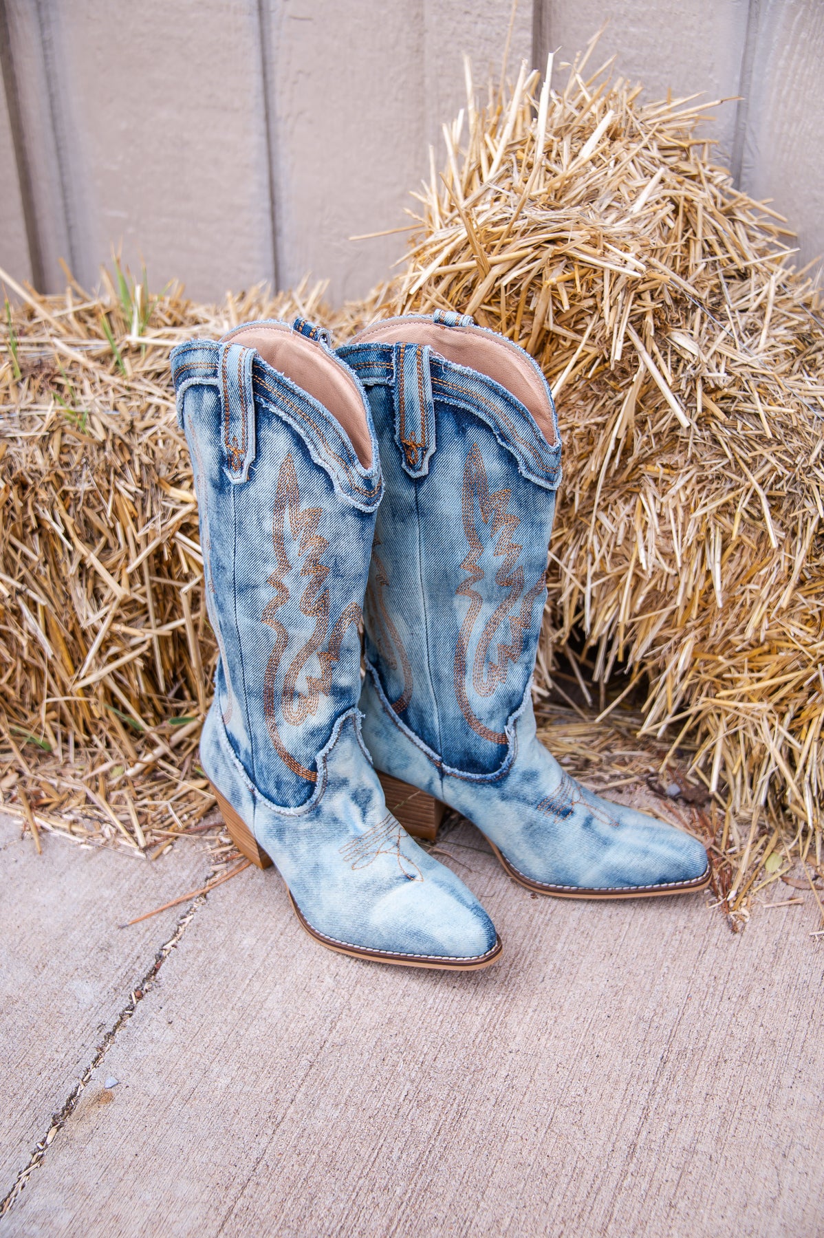 Country Cutie Denim Cowgirl Boots - SHO2633DN