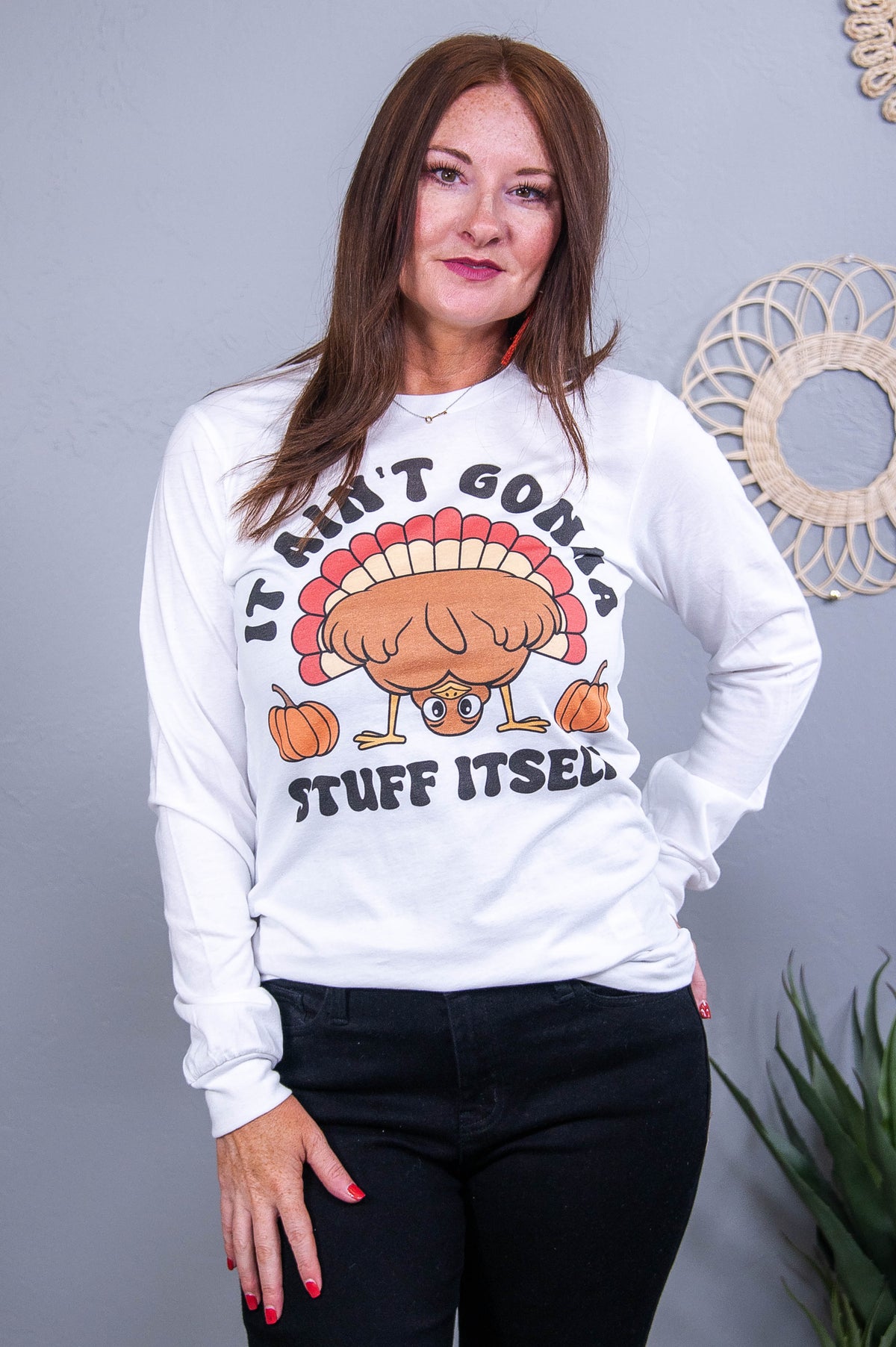 It Aint Gonna Stuff Itself White Long Sleeve Graphic Tee - A3672WH