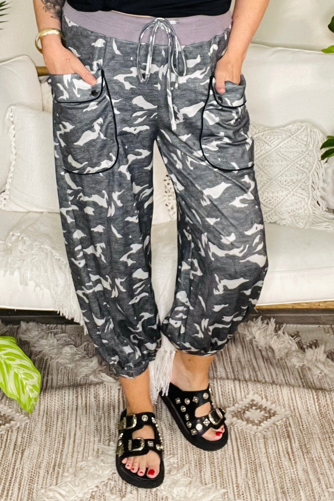 Hidden In Plain Sight Barrel Pants (2 Colors)