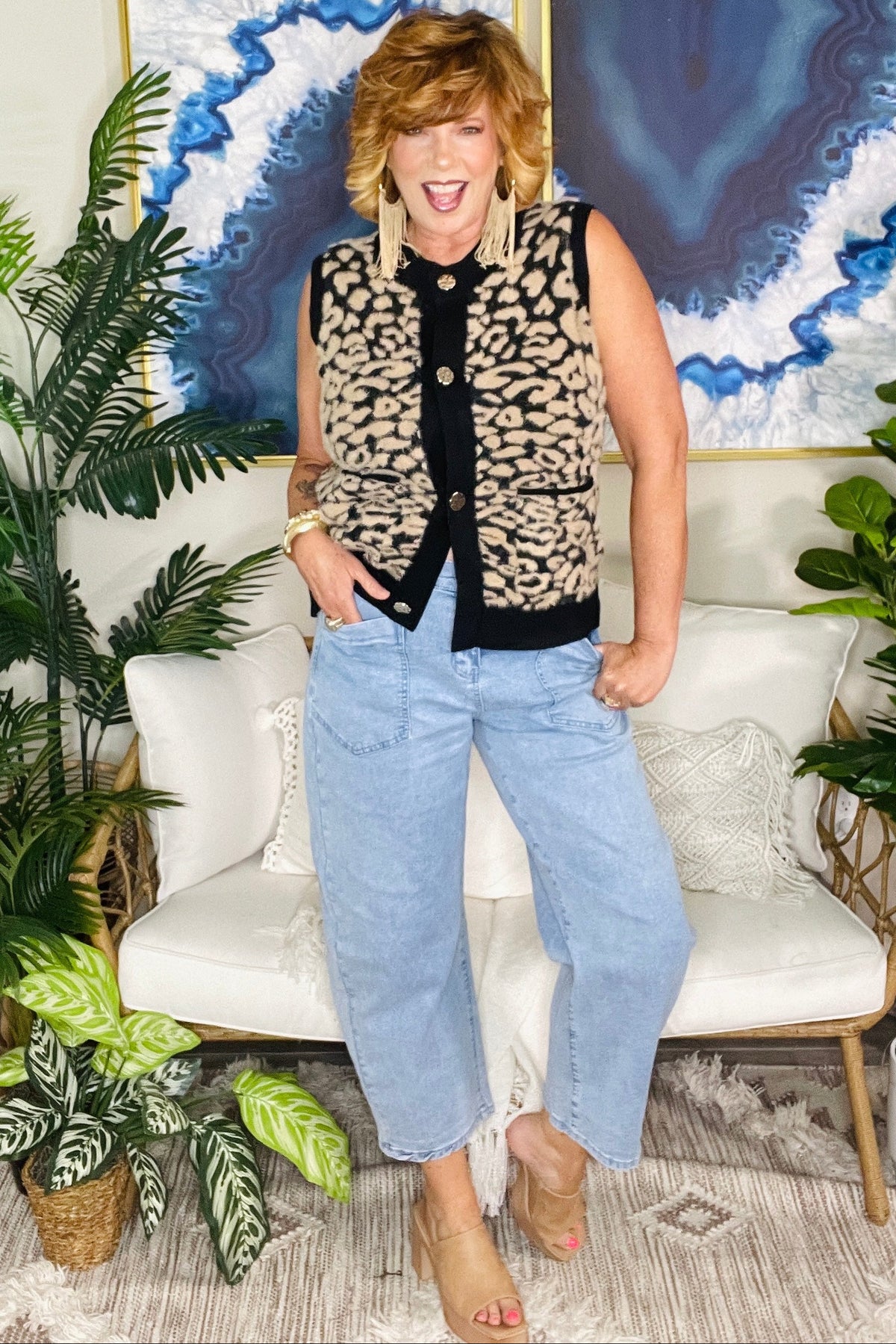 Roaring Style Knit Sweater Vest (2 Colors)
