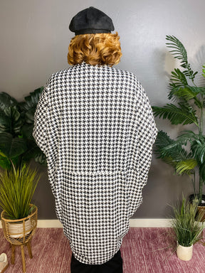 Check Me Out Houndstooth Kimonos